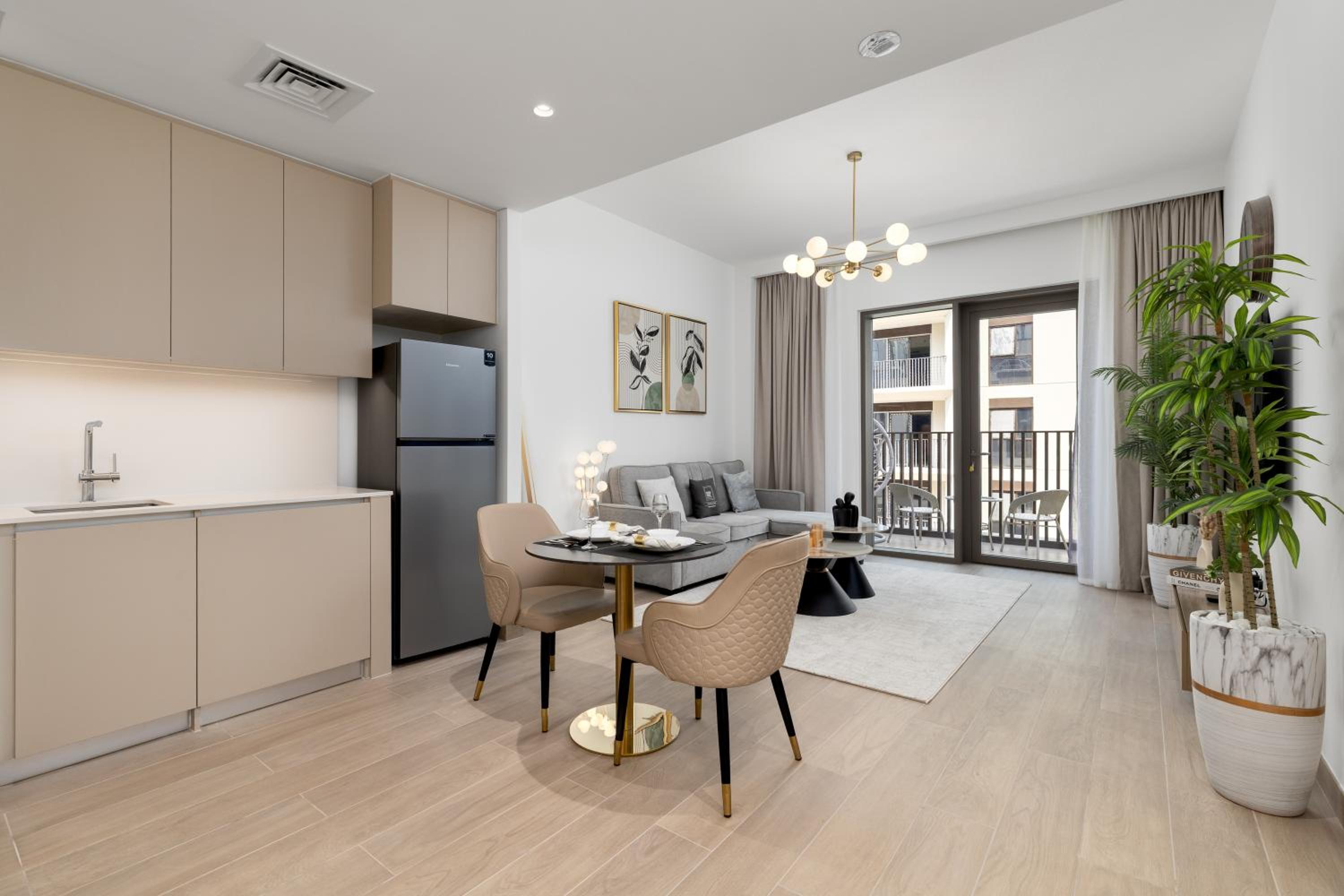 Maison Privee - Charming Urban Escape with Resort-Style Facilities