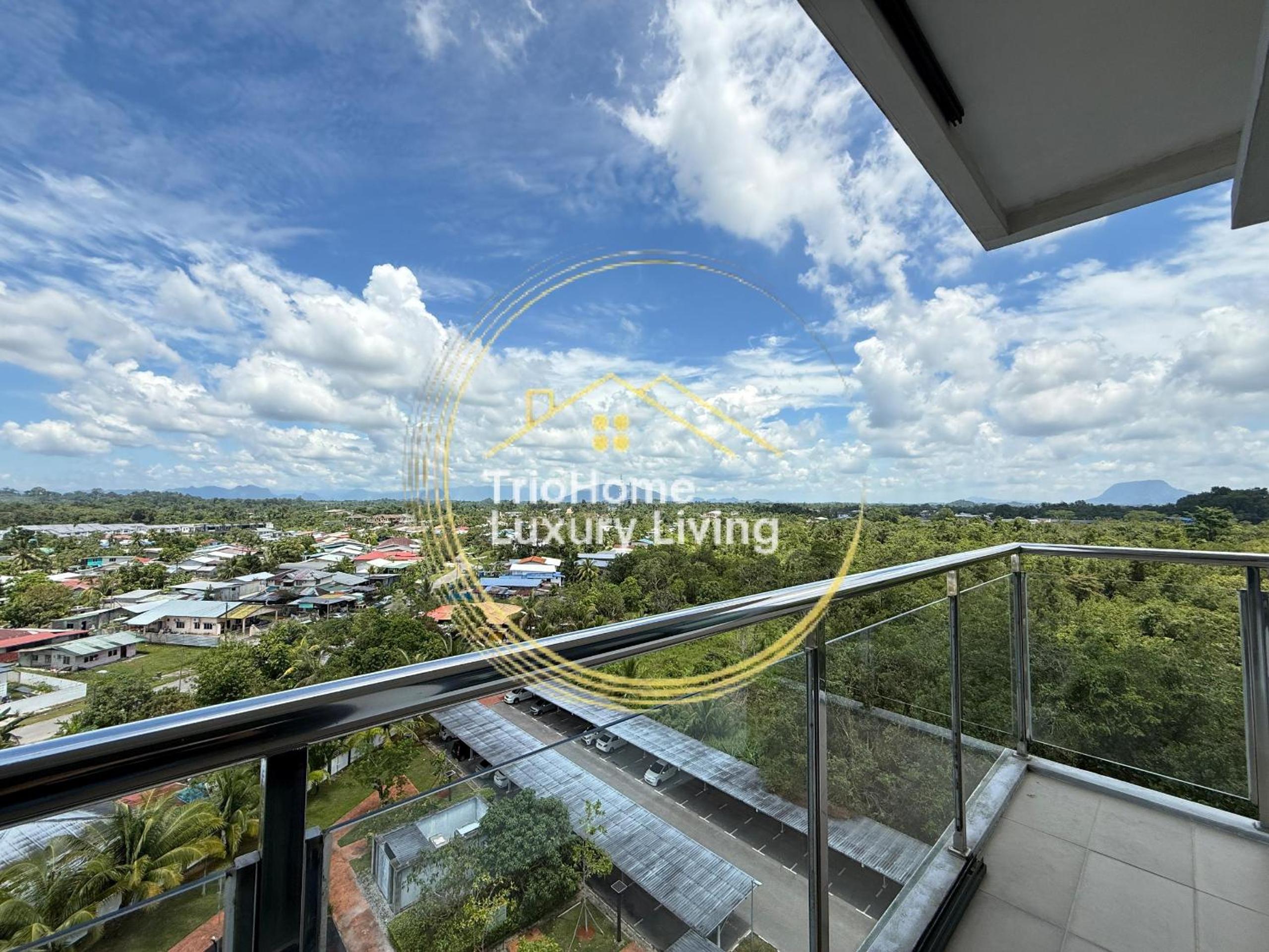 Kuching Homestay 8th Floor Mountain View