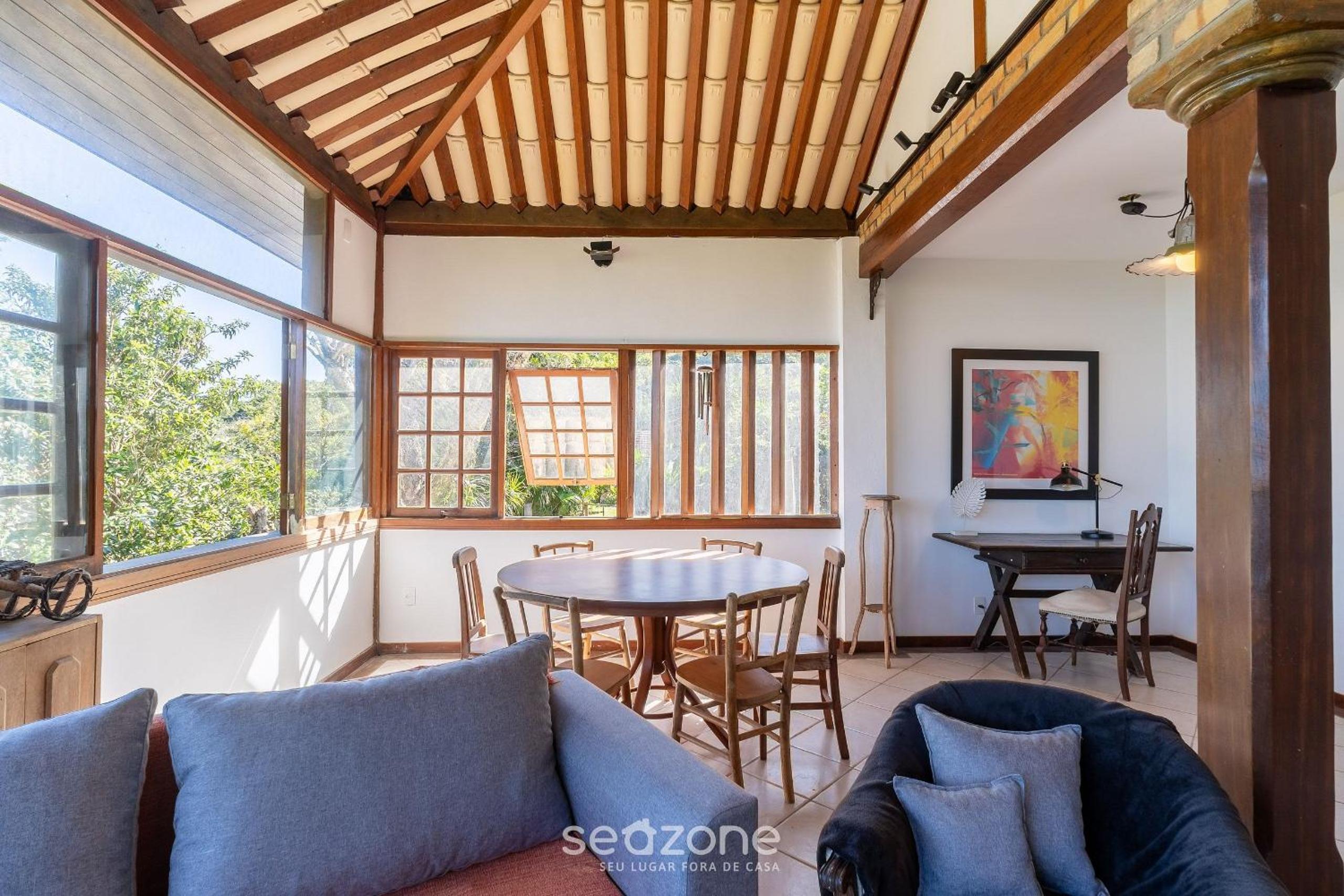 House with BBQ 550m from the Beach GSS0488