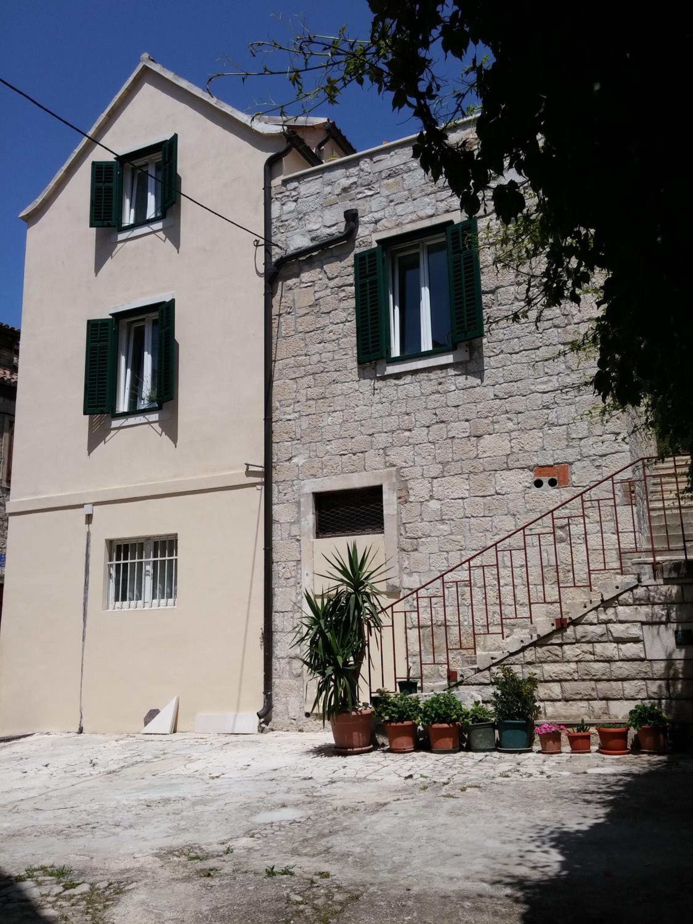 Photo 22