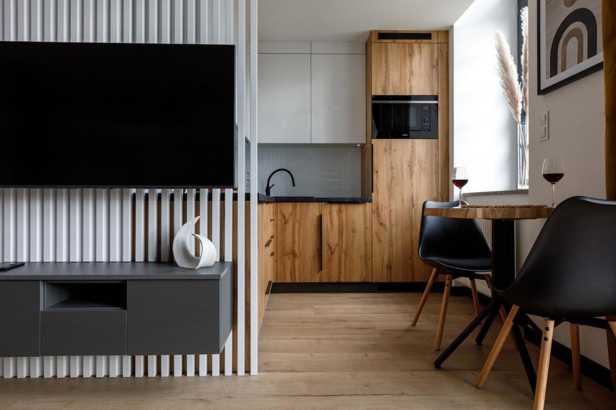 Close-Golden Apartments Wroclaw - Stylish Loft Apartment - Great Location &Jana Pawła33