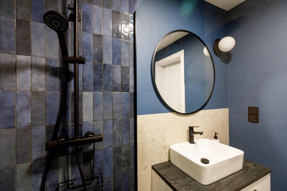 Close-Golden Apartments Wroclaw - Stylish Loft Apartment - Great Location &Jana Pawła33