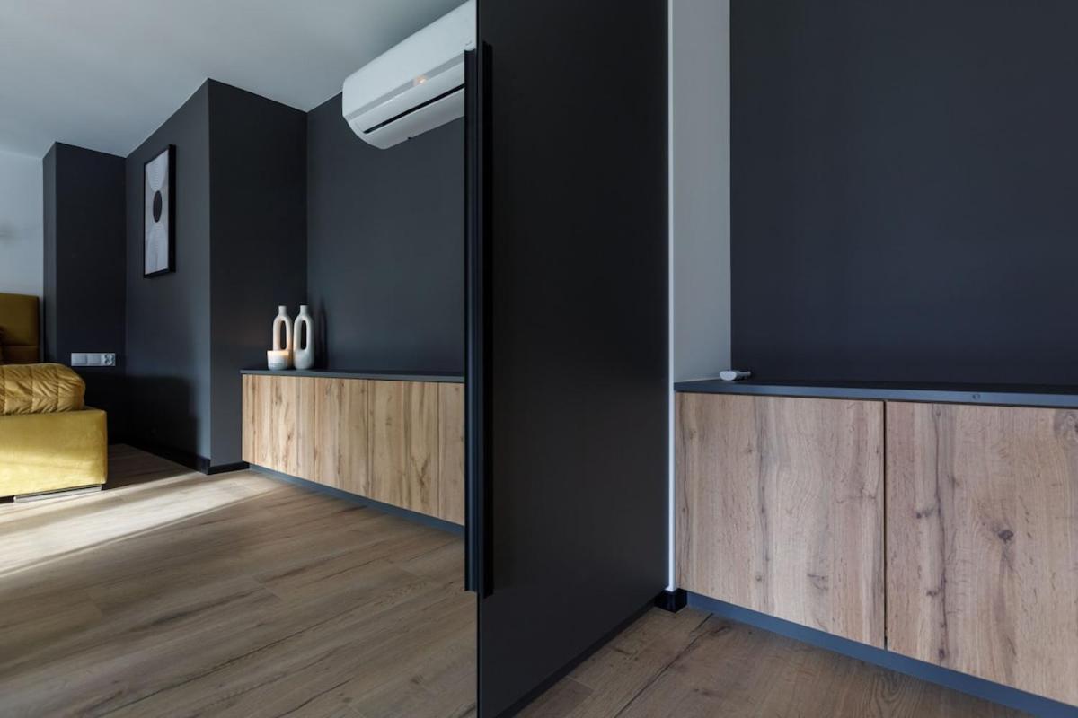 Close-Golden Apartments Wroclaw - Stylish Loft Apartment - Great Location &Jana Pawła33