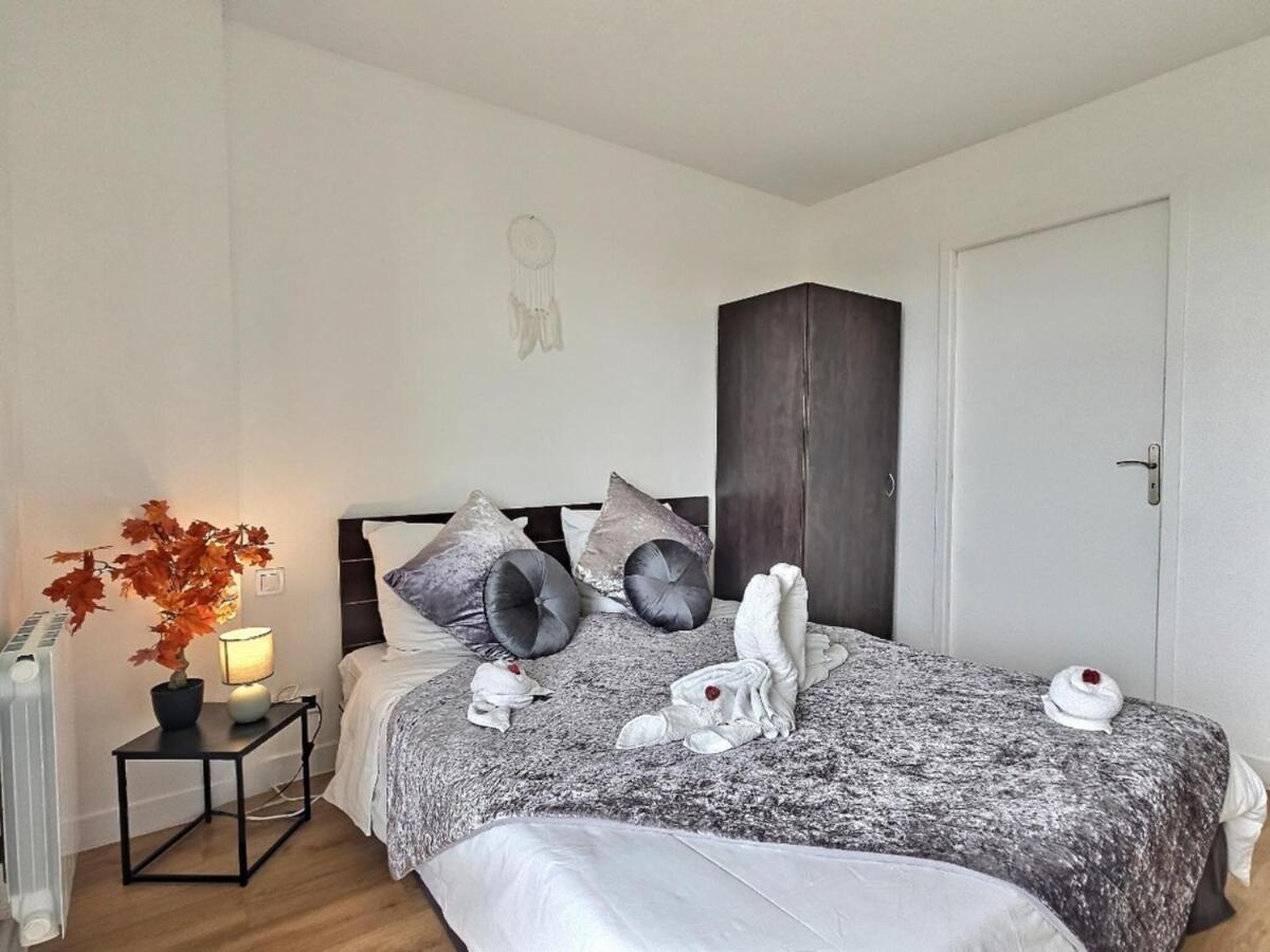 Dolce Vita II - DisneyLand & Paris - 5 mins to Train Station