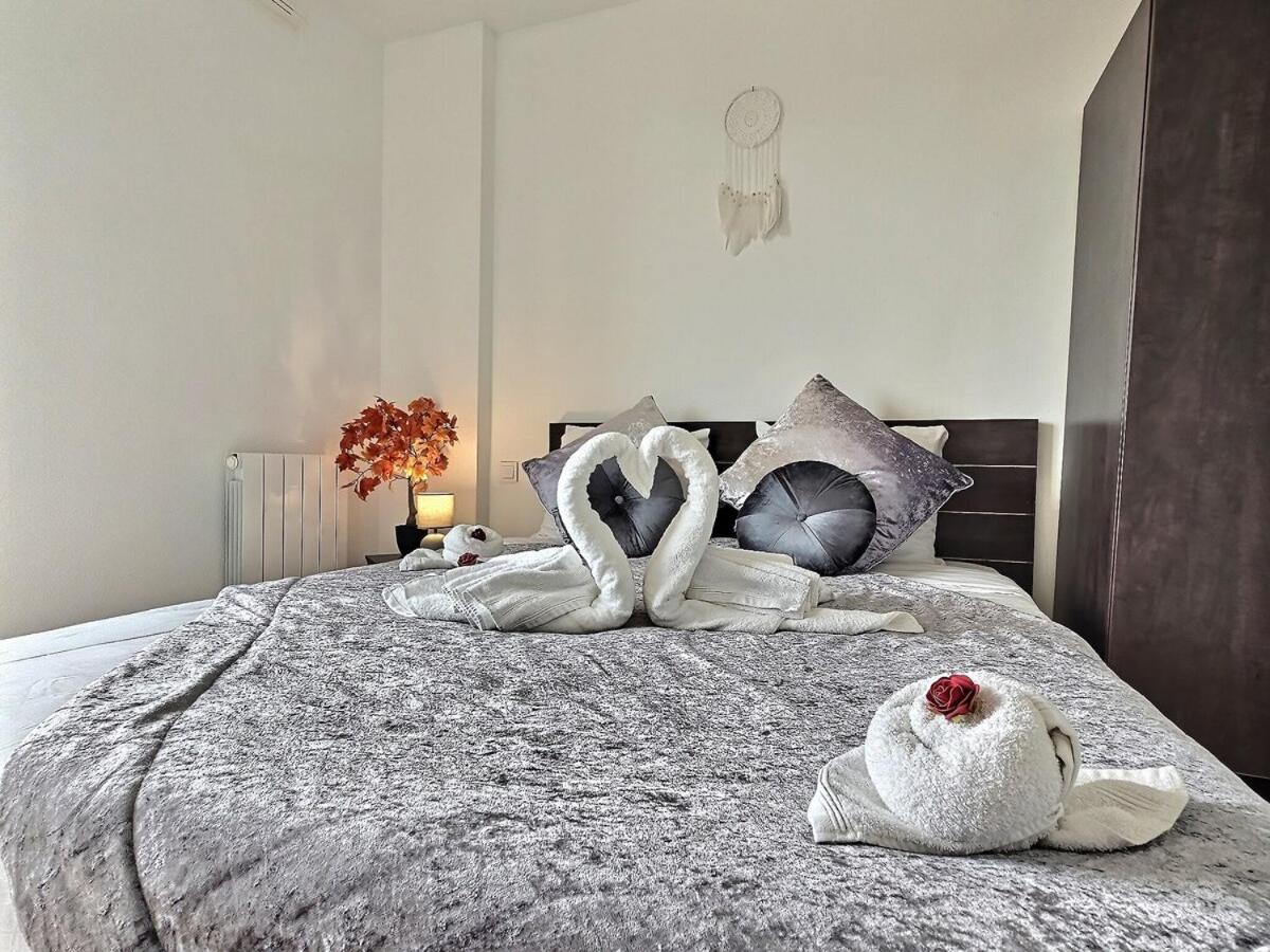 Dolce Vita II - DisneyLand & Paris - 5 mins to Train Station