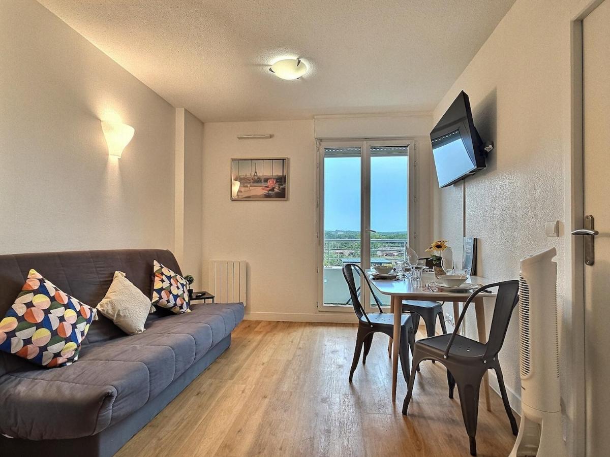 Dolce Vita II - DisneyLand & Paris - 5 mins to Train Station