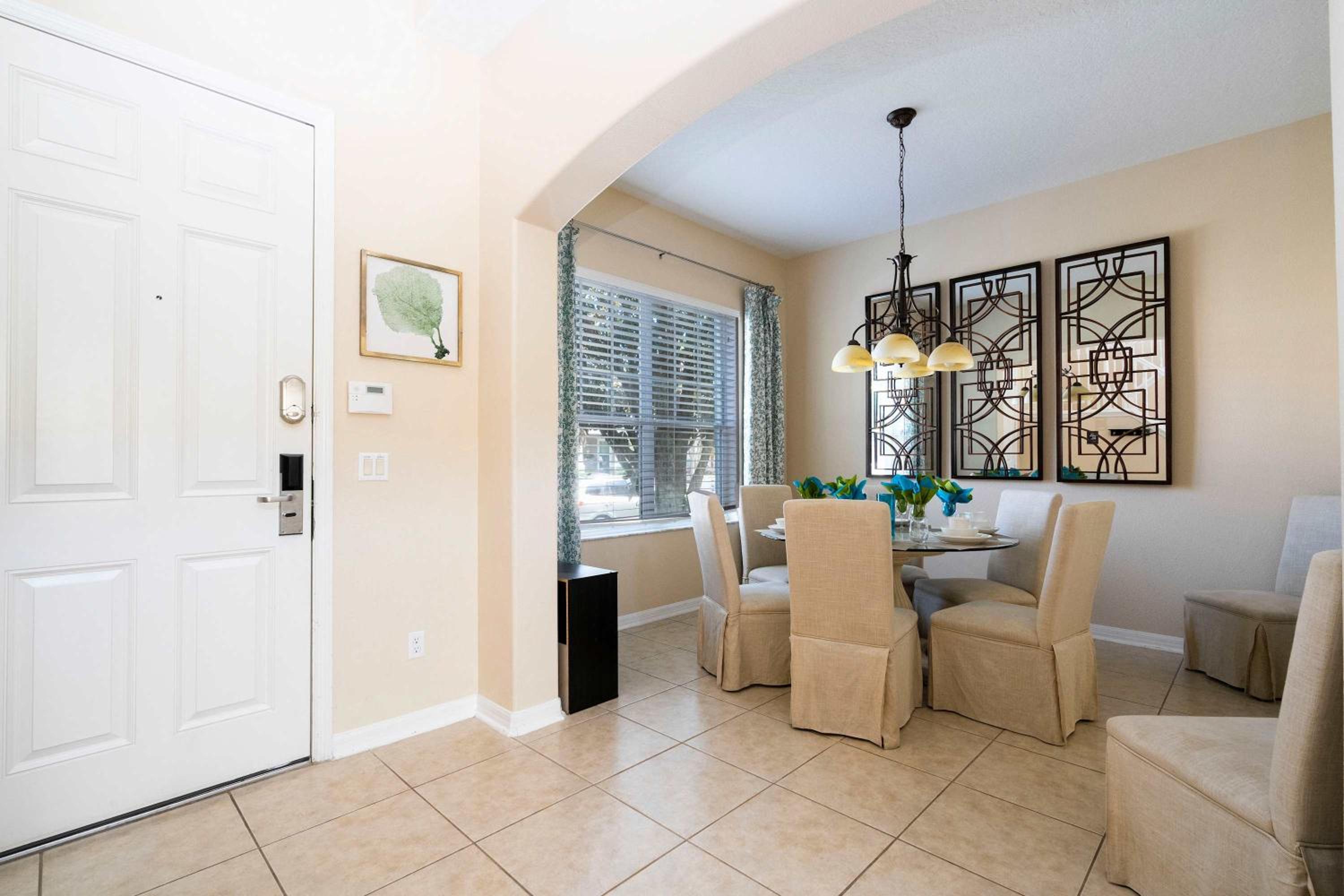 Stunning 5Bd Single Family Home with Pool Close to Disney 7420