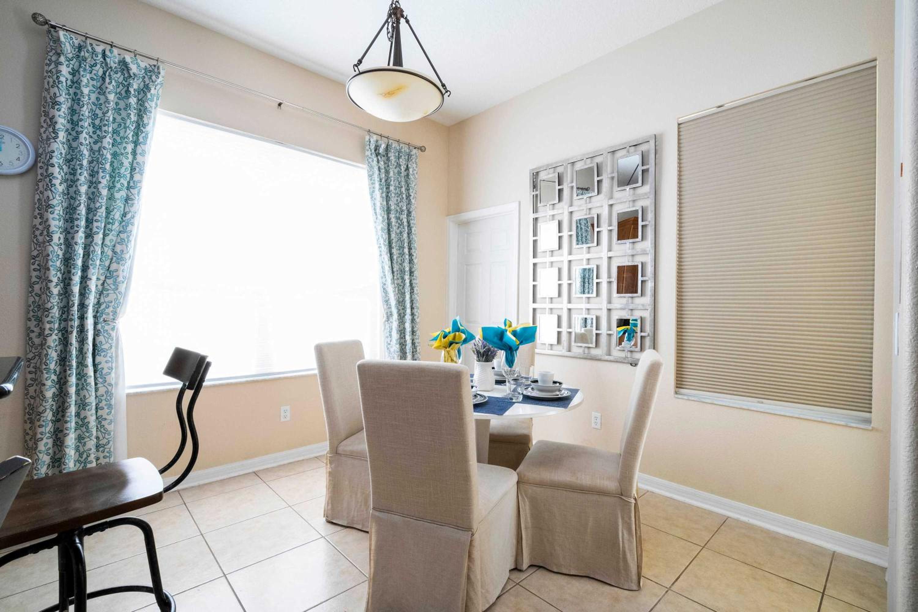 Stunning 5Bd Single Family Home with Pool Close to Disney 7420
