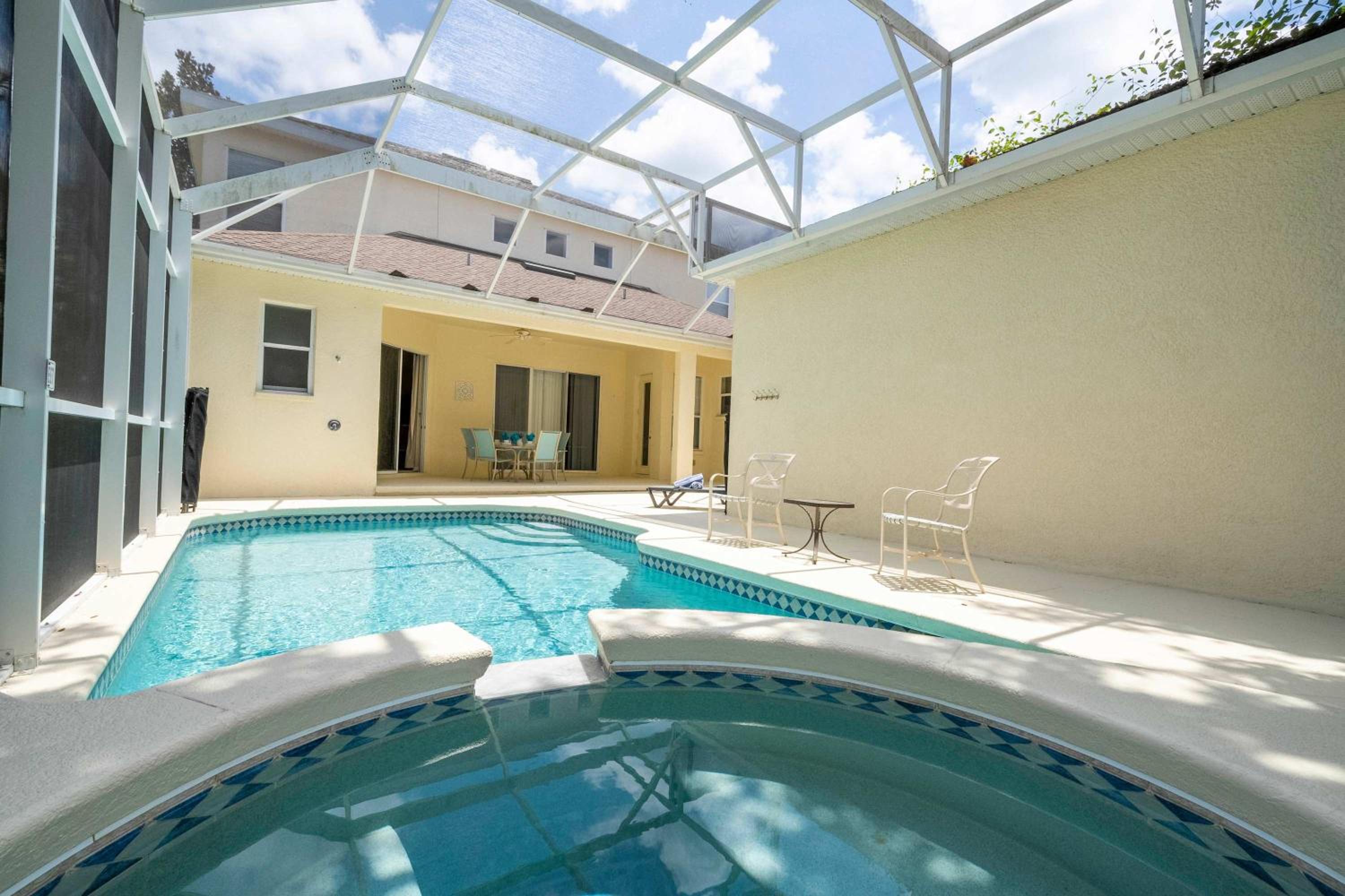 Stunning 5Bd Single Family Home with Pool Close to Disney 7420