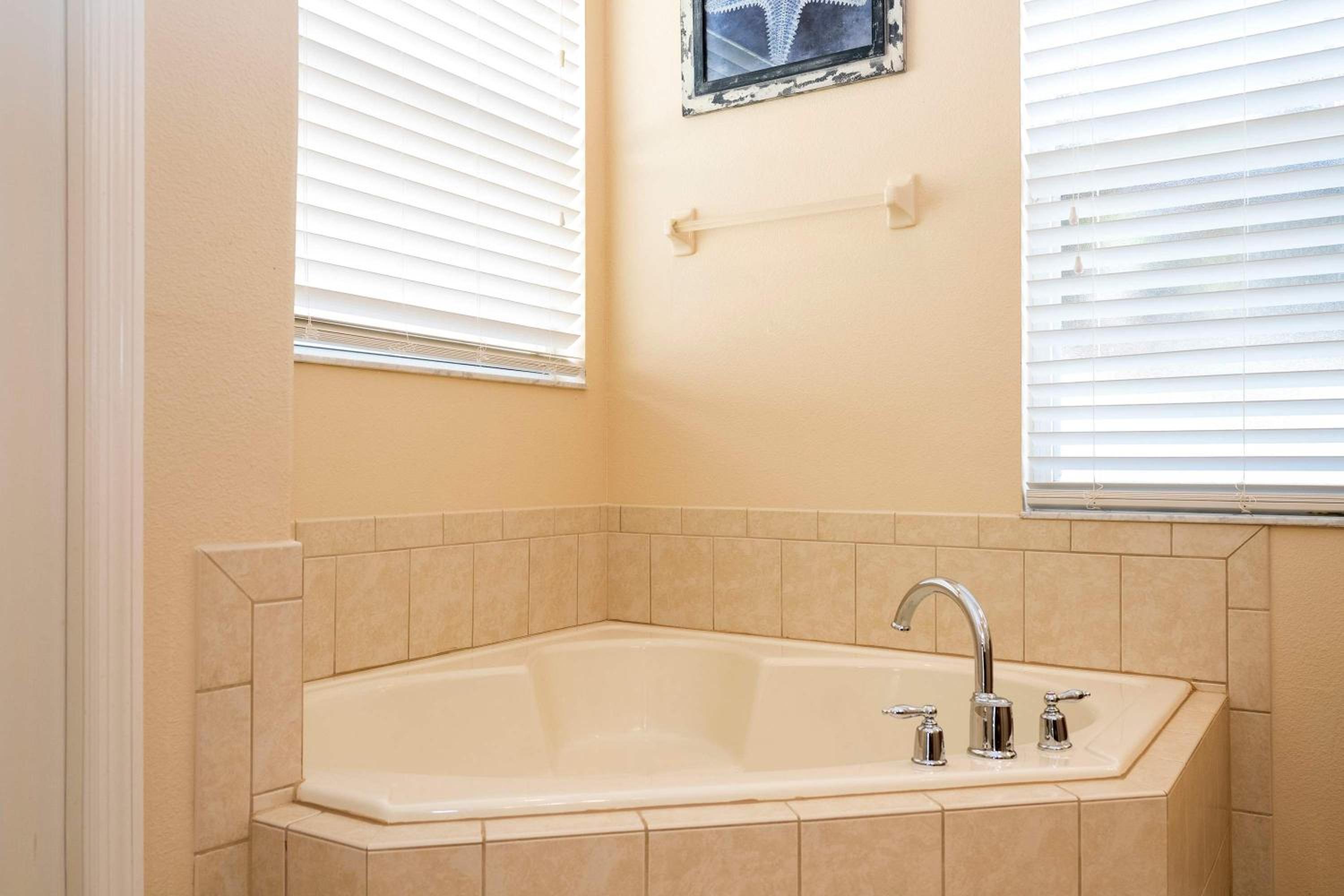 Stunning 5Bd Single Family Home with Pool Close to Disney 7420