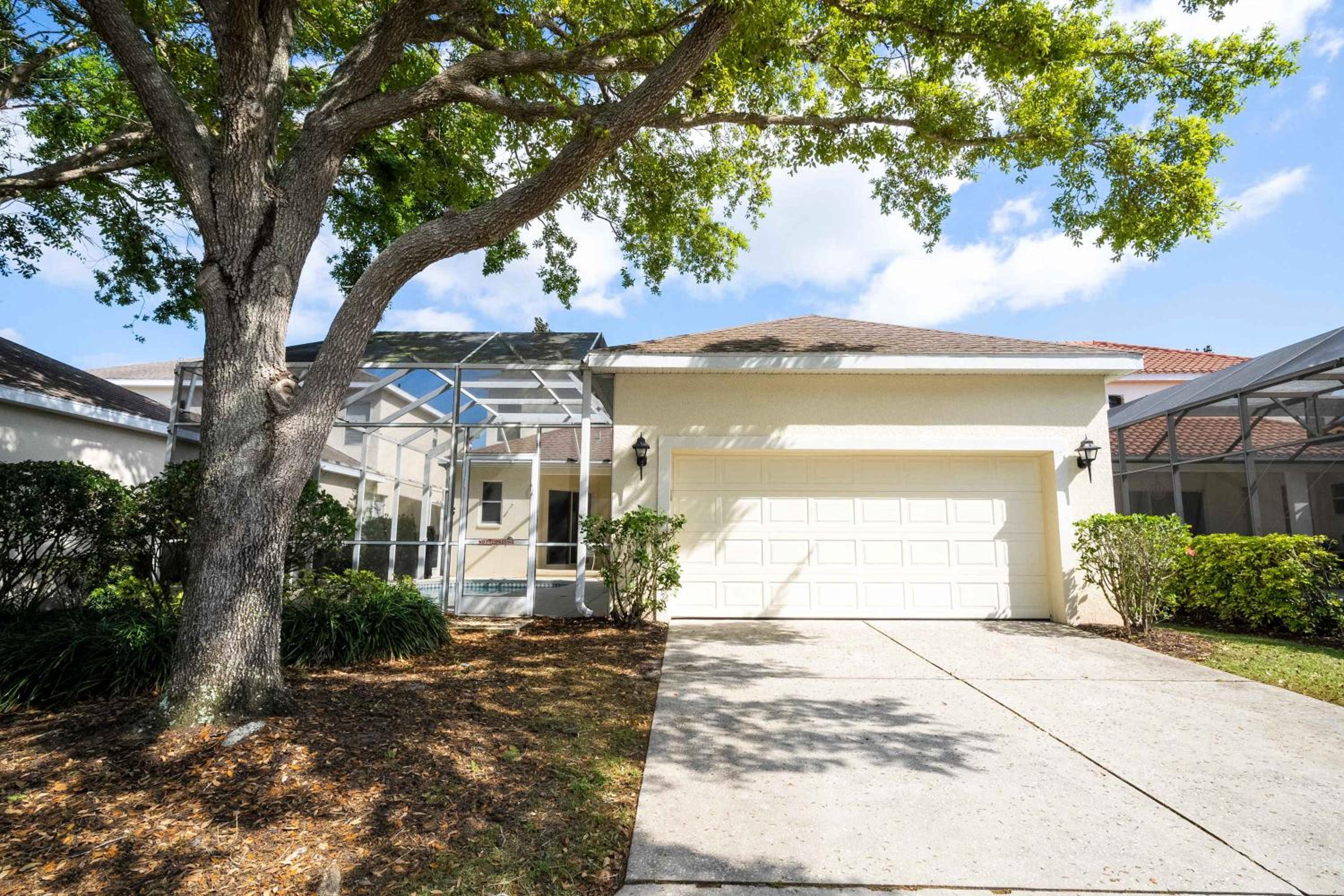 Stunning 5Bd Single Family Home with Pool Close to Disney 7420