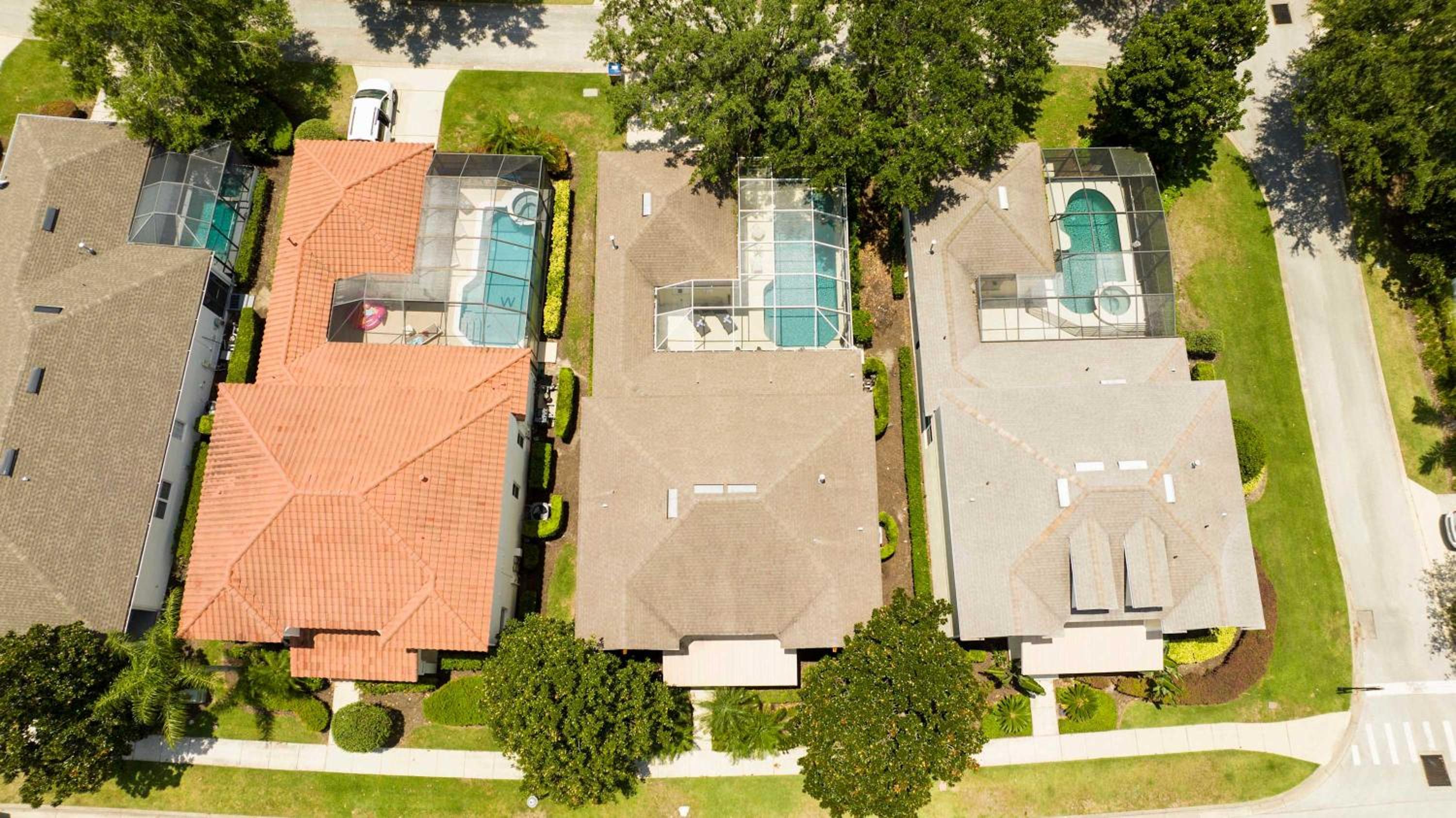 Stunning 5Bd Single Family Home with Pool Close to Disney 7420