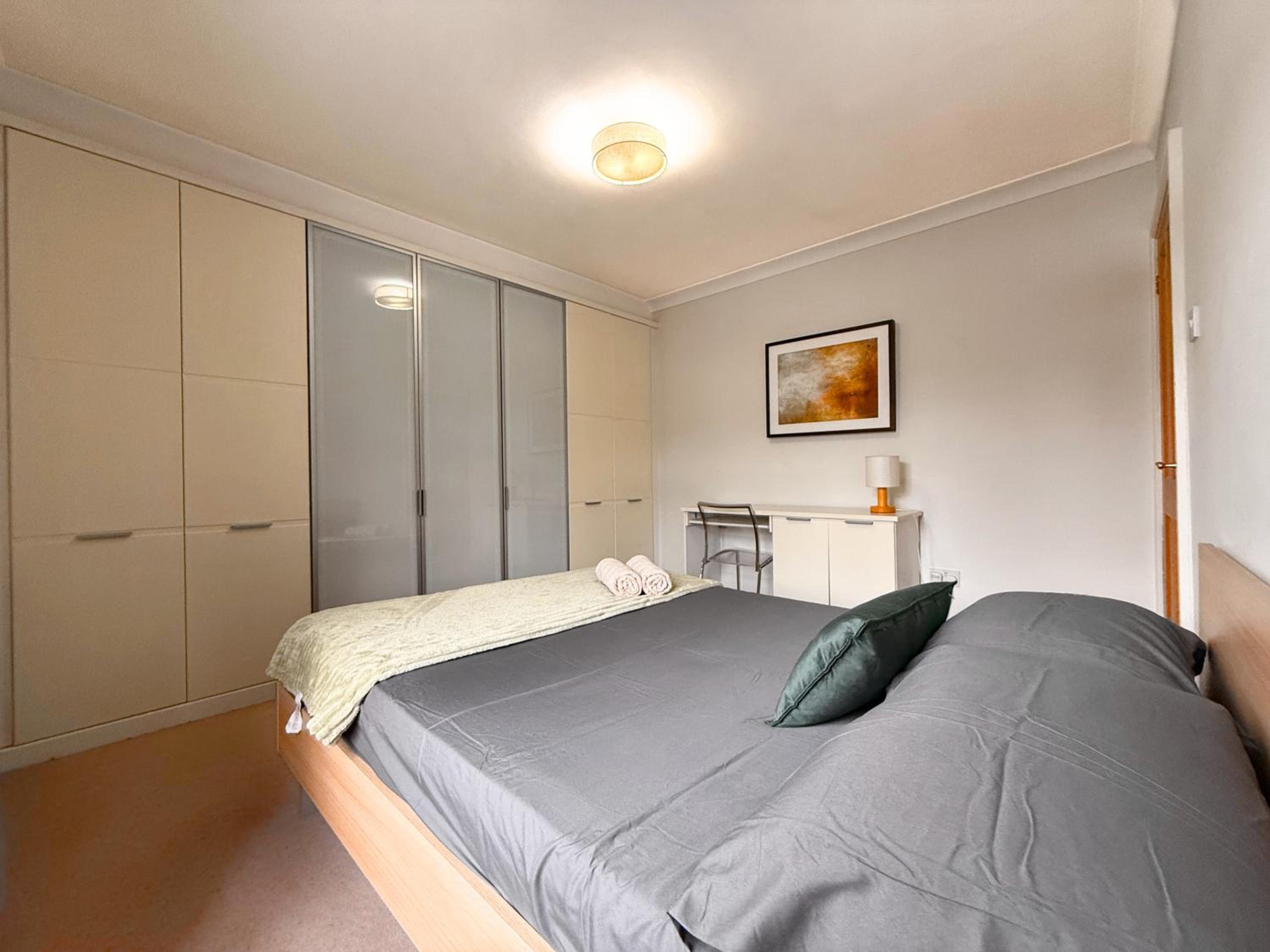 1300ft Fitzrovia Soho 2B2B by Tottenham Court Road Station Elizabeth line & Oxford Street