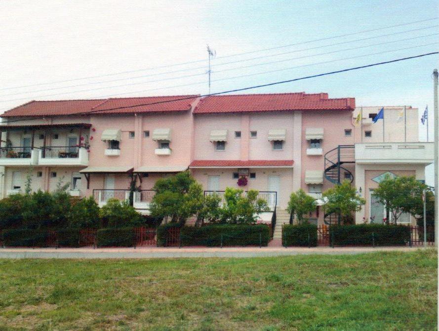 Phyllis Maisonettes