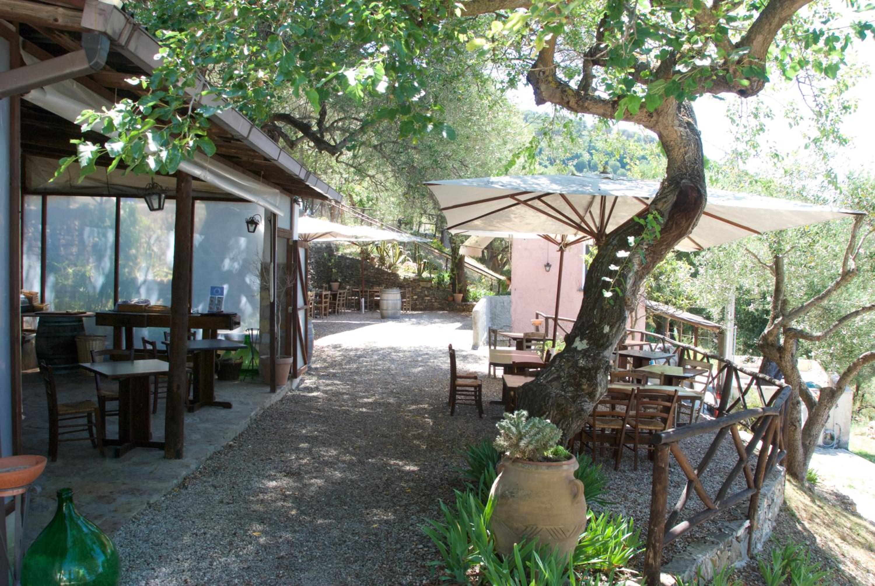 Santo Mercurio Country House