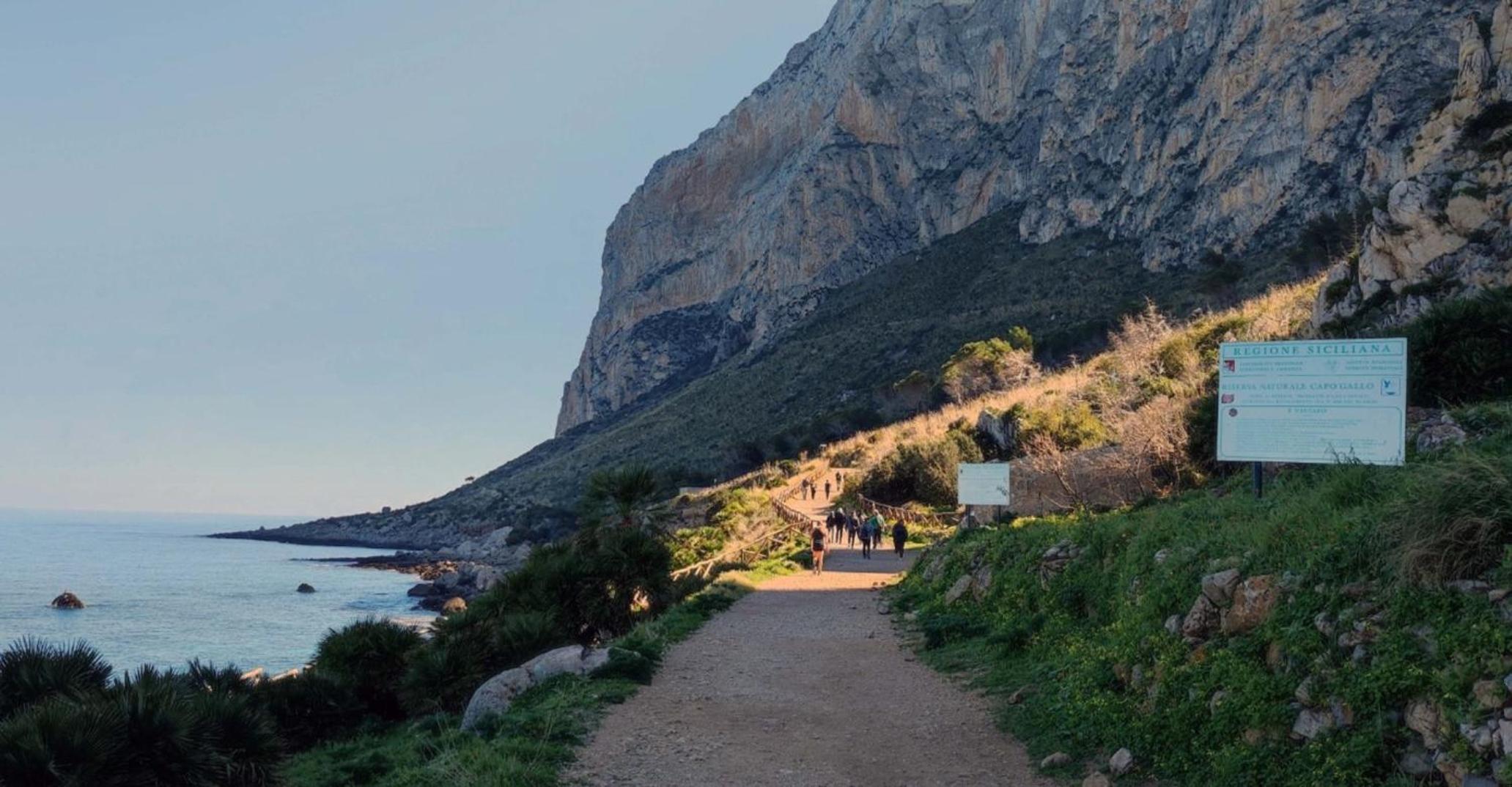 Antony Mondello Guest House, appartamento a 1 minuto a piedi dalla spiaggia di Mondello