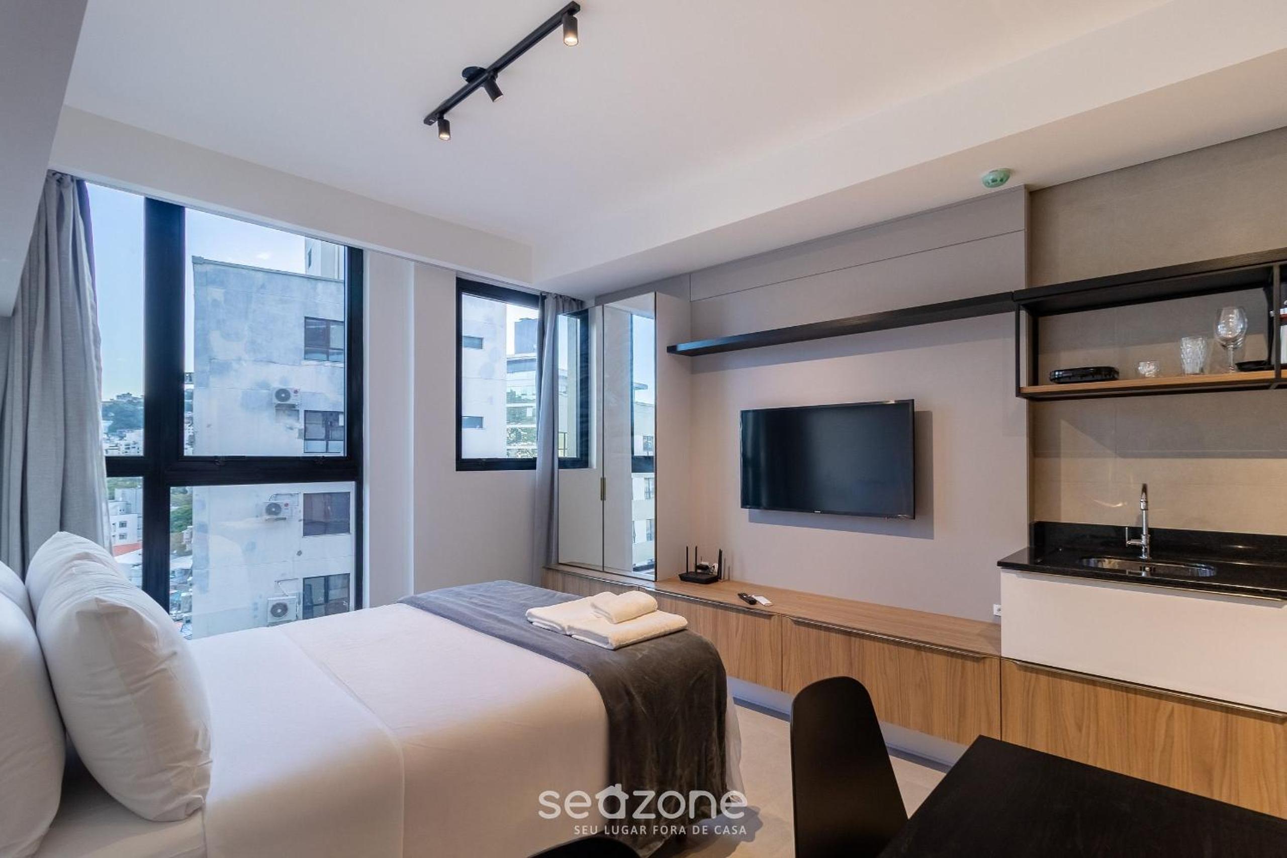 Modern and fully equipped apartments just minutes from Lagoa da Conceição and the beach - VTD