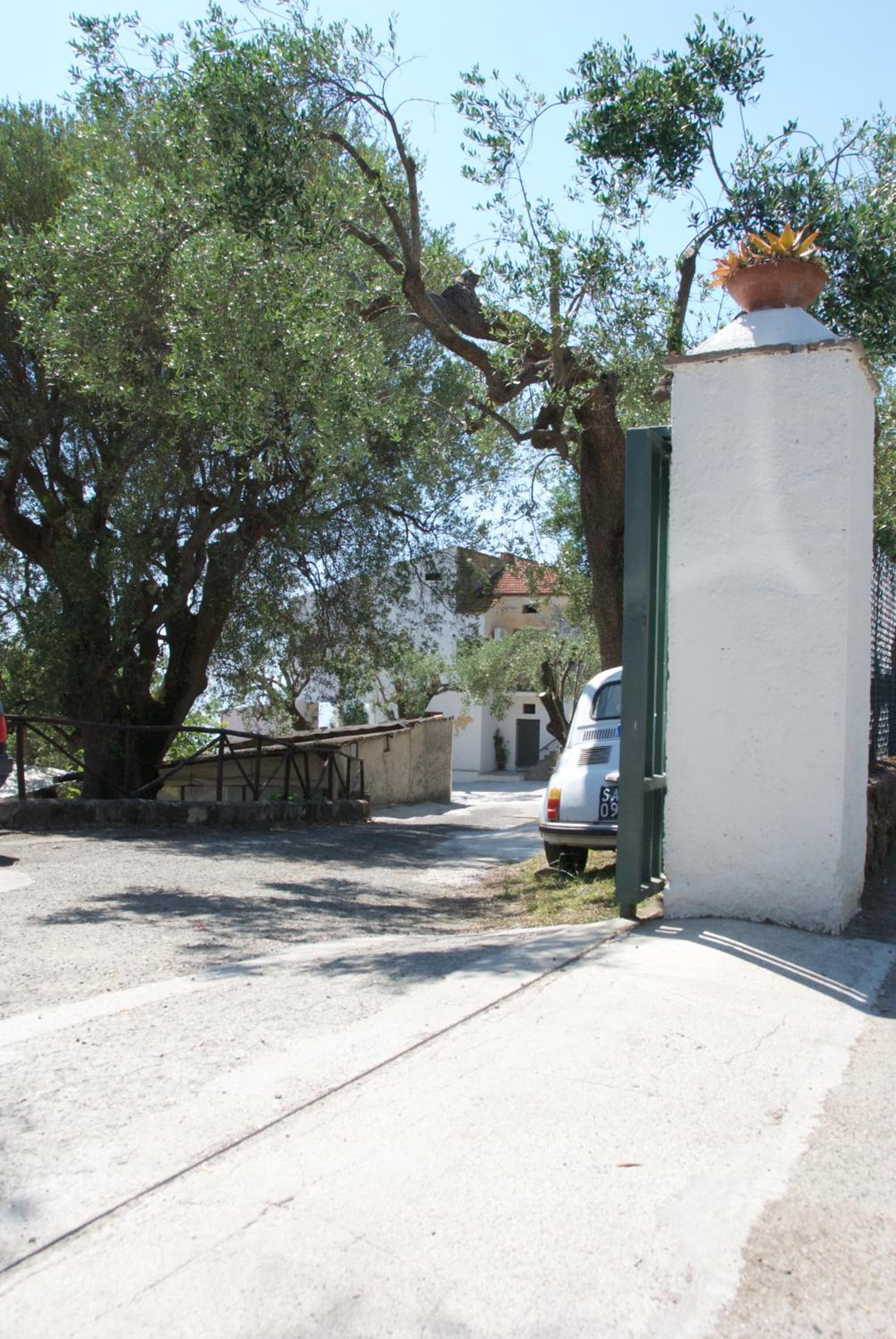 Santo Mercurio Country House