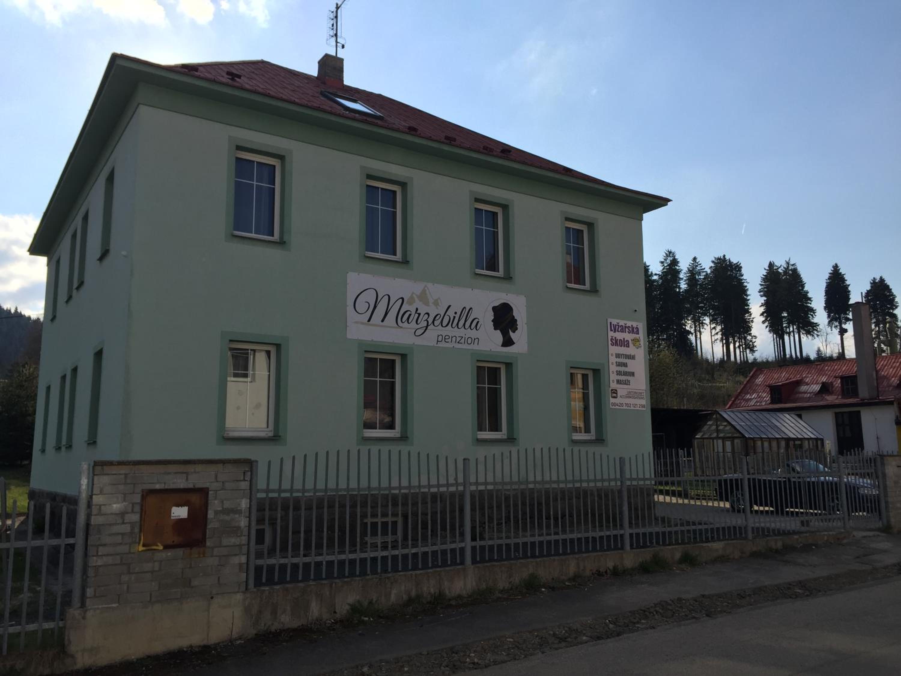 Guest House Marzebilla Pernink