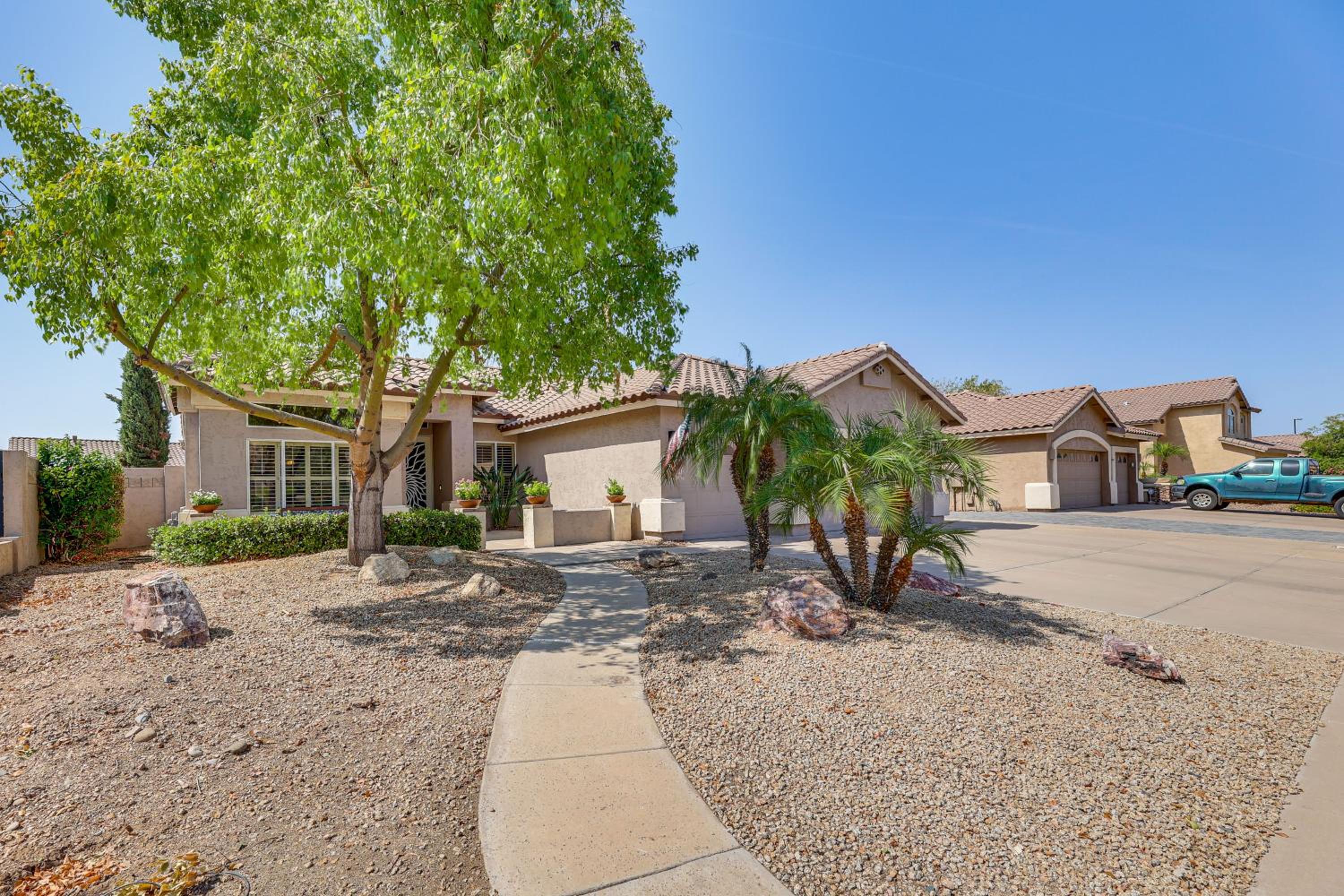 Extended-Stay Oasis Gilbert Getaway with Office!