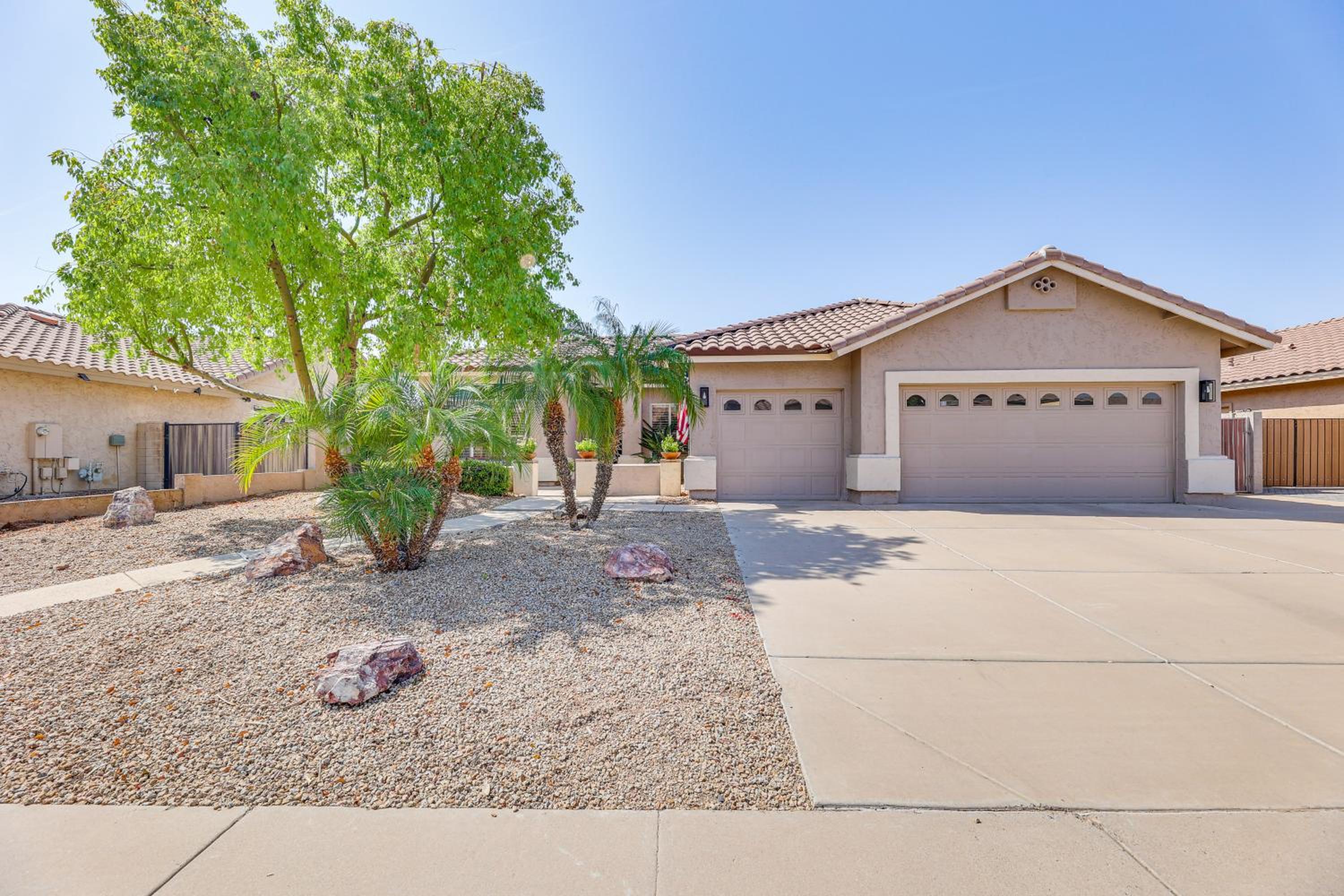 Extended-Stay Oasis Gilbert Getaway with Office!