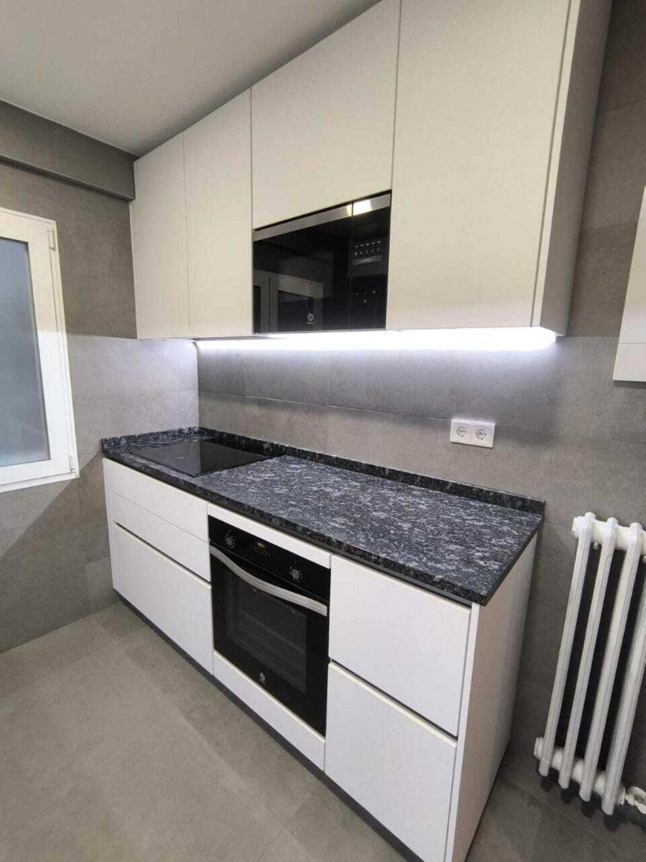 AH - Rooms in chamartin