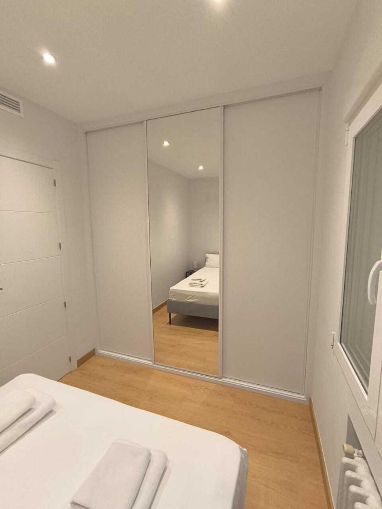 AH - Rooms in chamartin