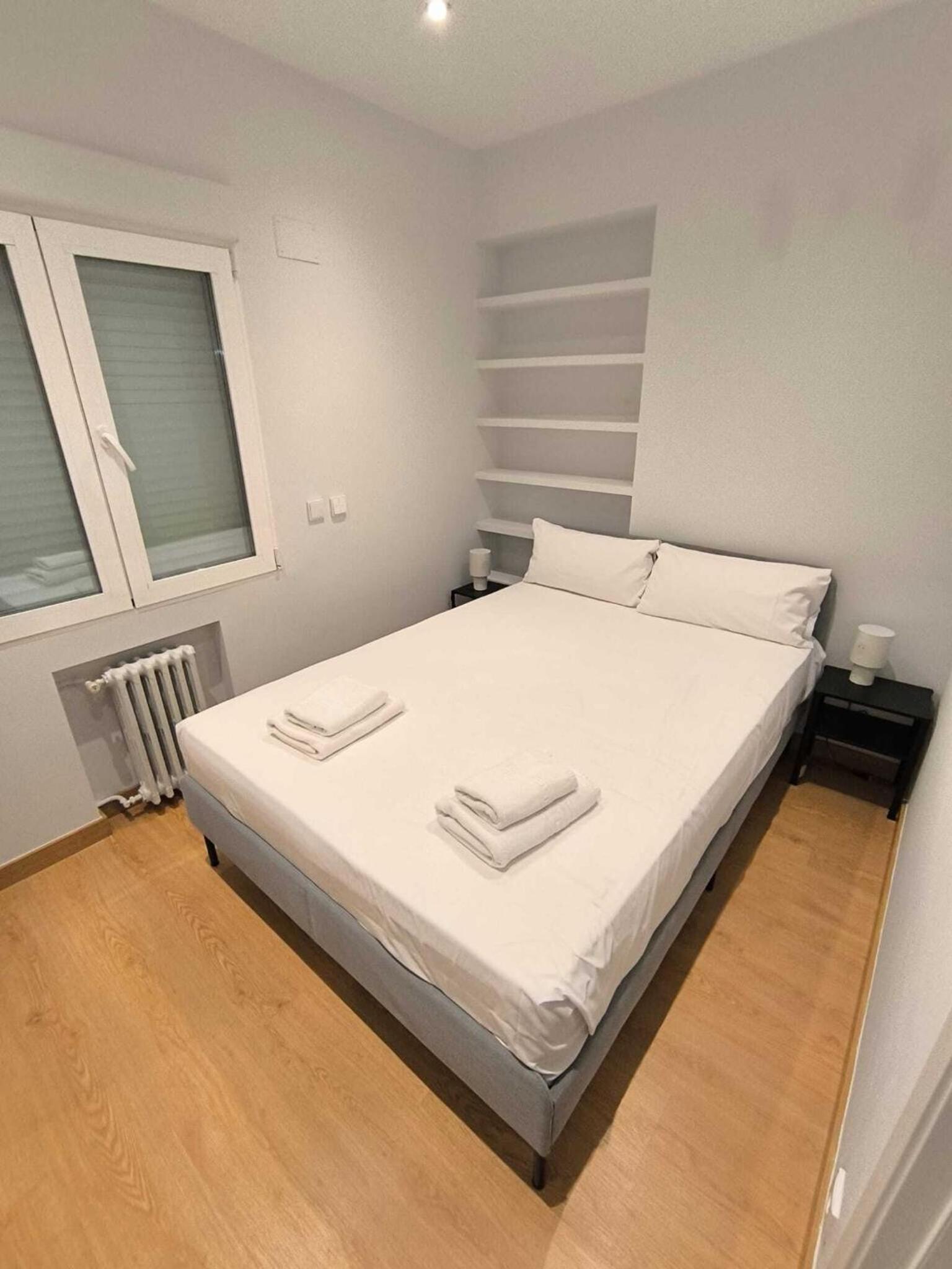 AH - Rooms in chamartin