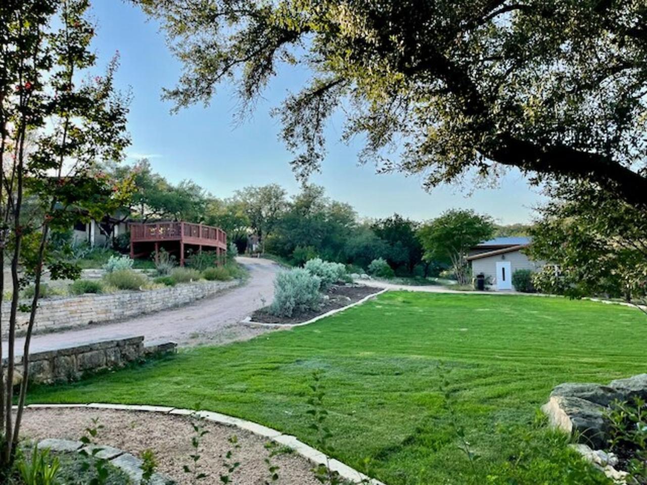 24 ppl! Hot Tubs, Pool, Firepits 3 Homes, Venue