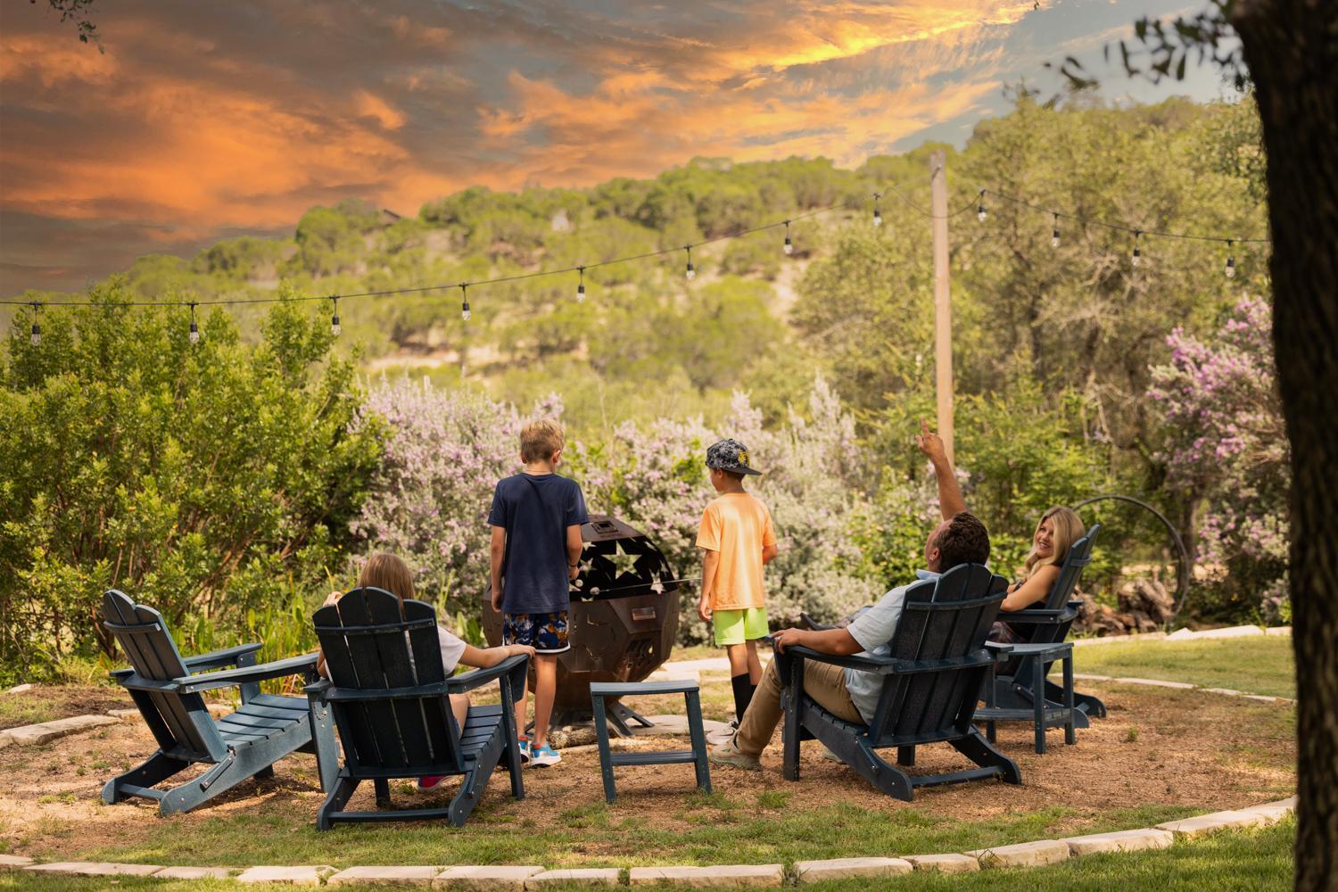 24 ppl! Hot Tubs, Pool, Firepits 3 Homes, Venue
