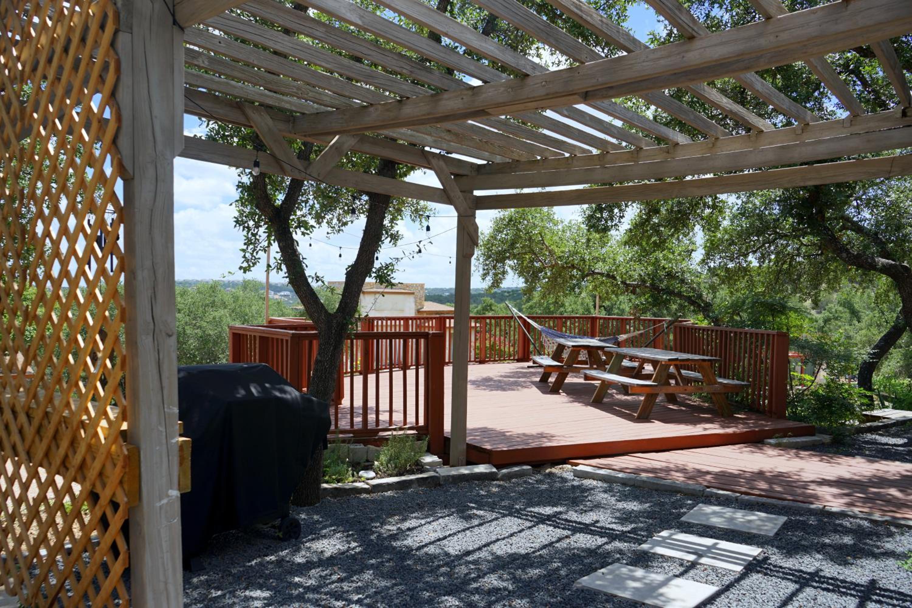 24 ppl! Hot Tubs, Pool, Firepits 3 Homes, Venue