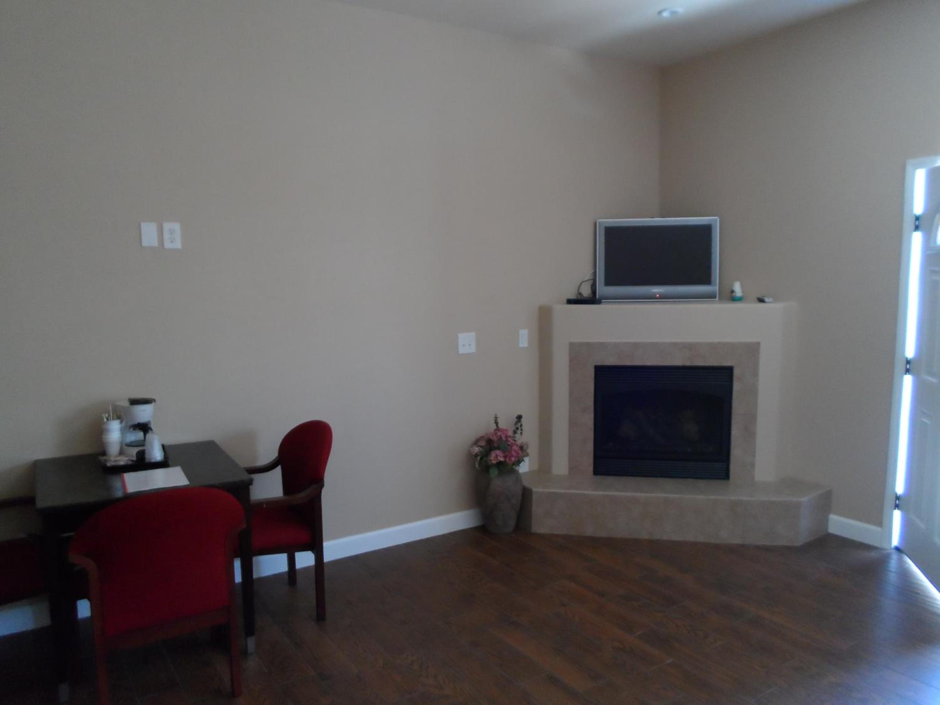 Photo 6