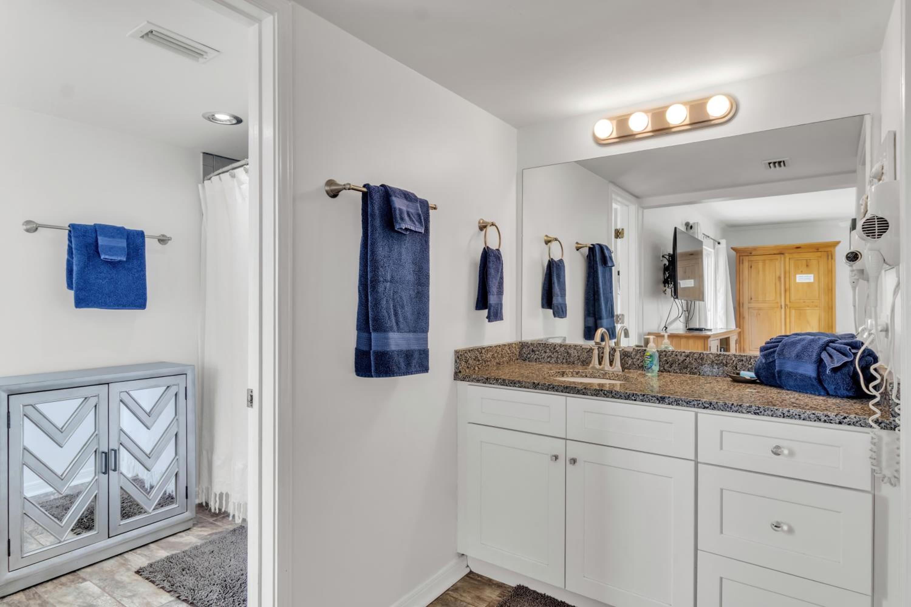 Ocean House 1806