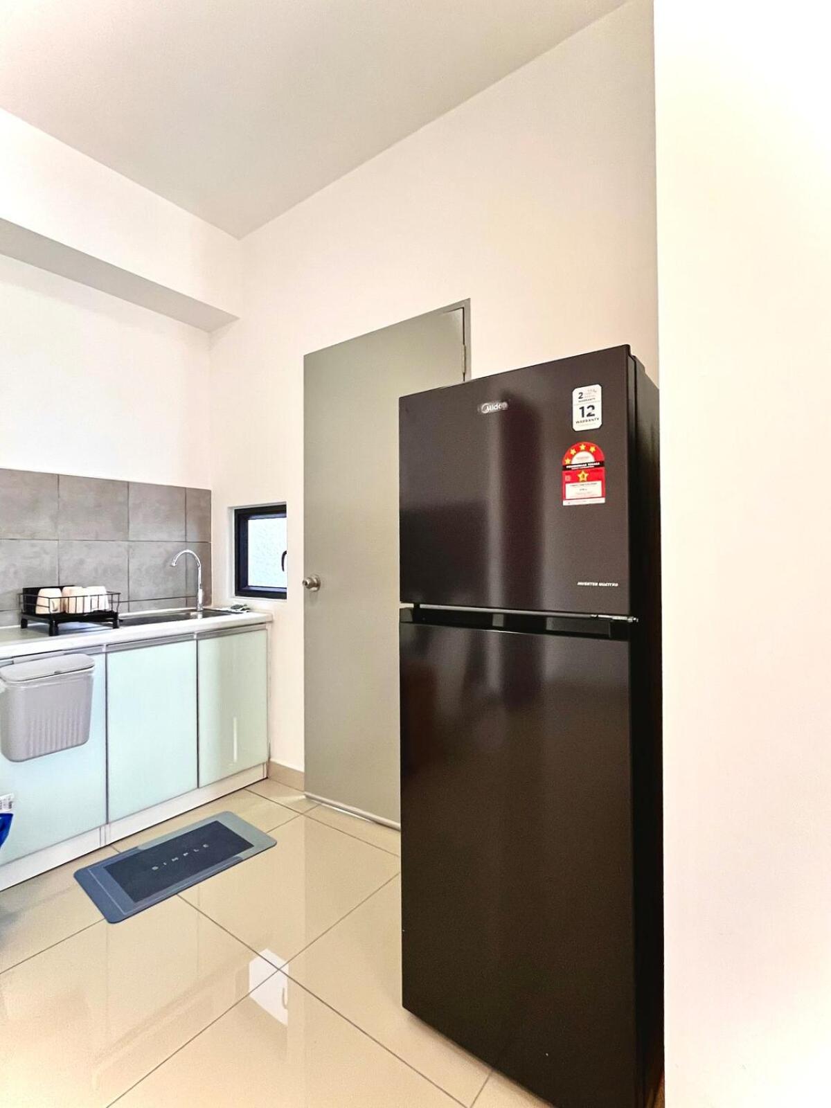 Kuala Lumpur, Sunway Velocity, M Vertica, 8-10Pax