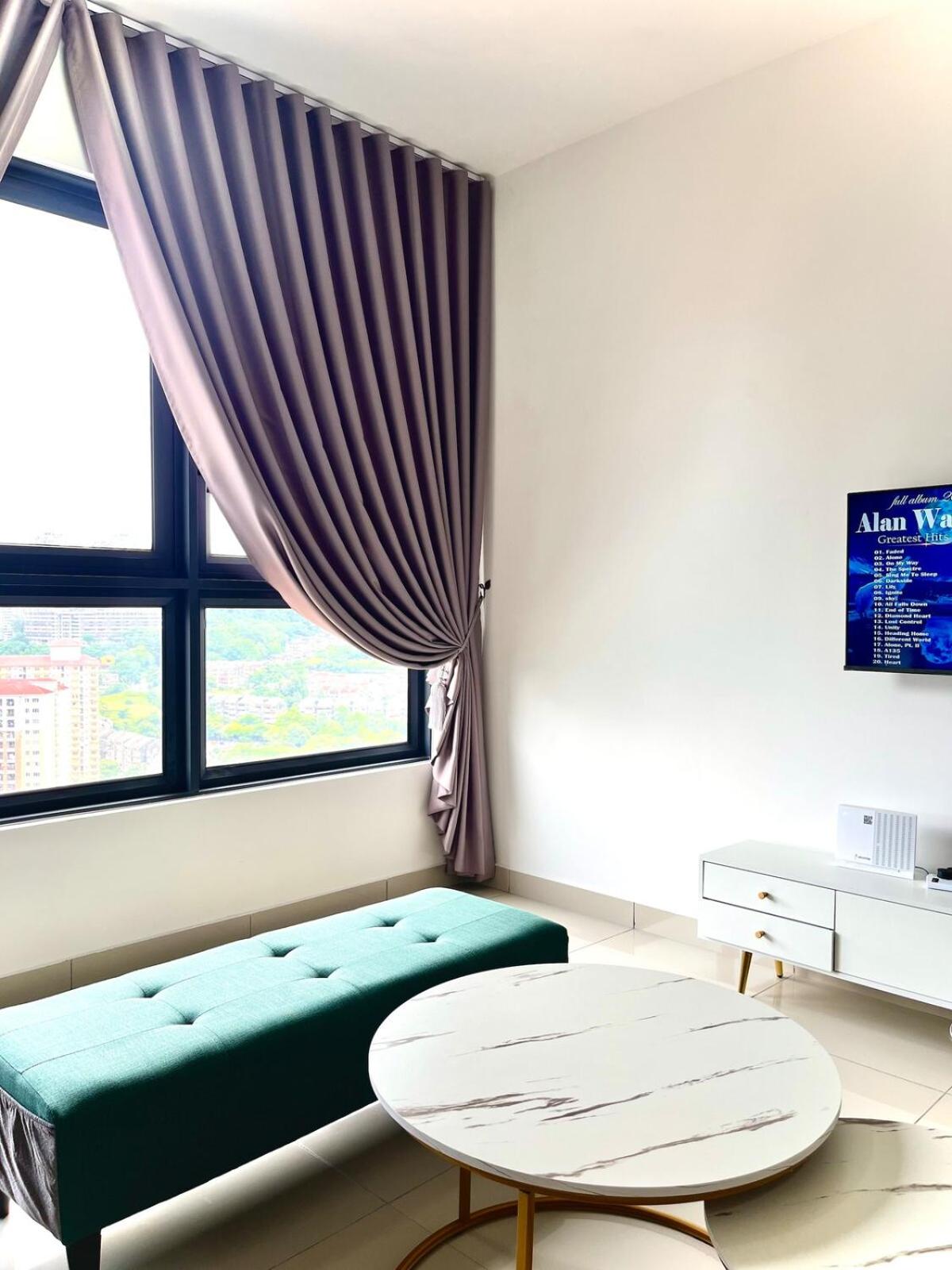 Kuala Lumpur, Sunway Velocity, M Vertica, 8-10Pax