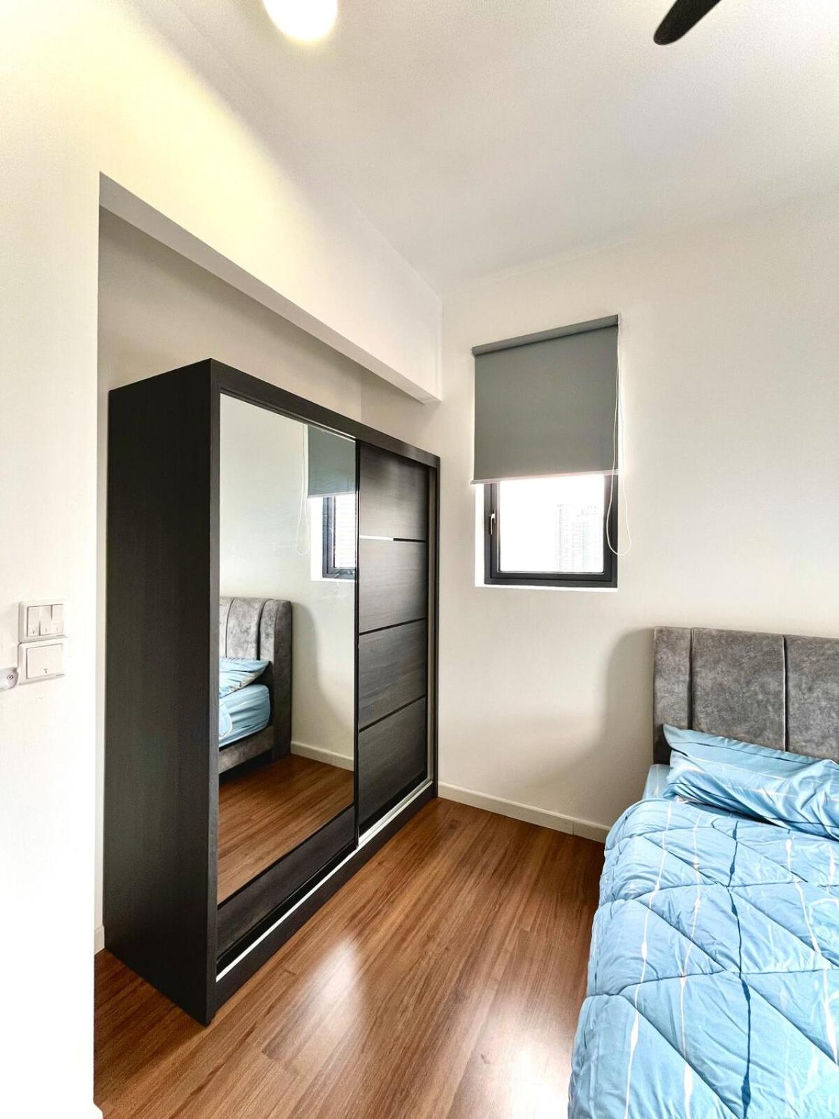 Kuala Lumpur, Sunway Velocity, M Vertica, 8-10Pax