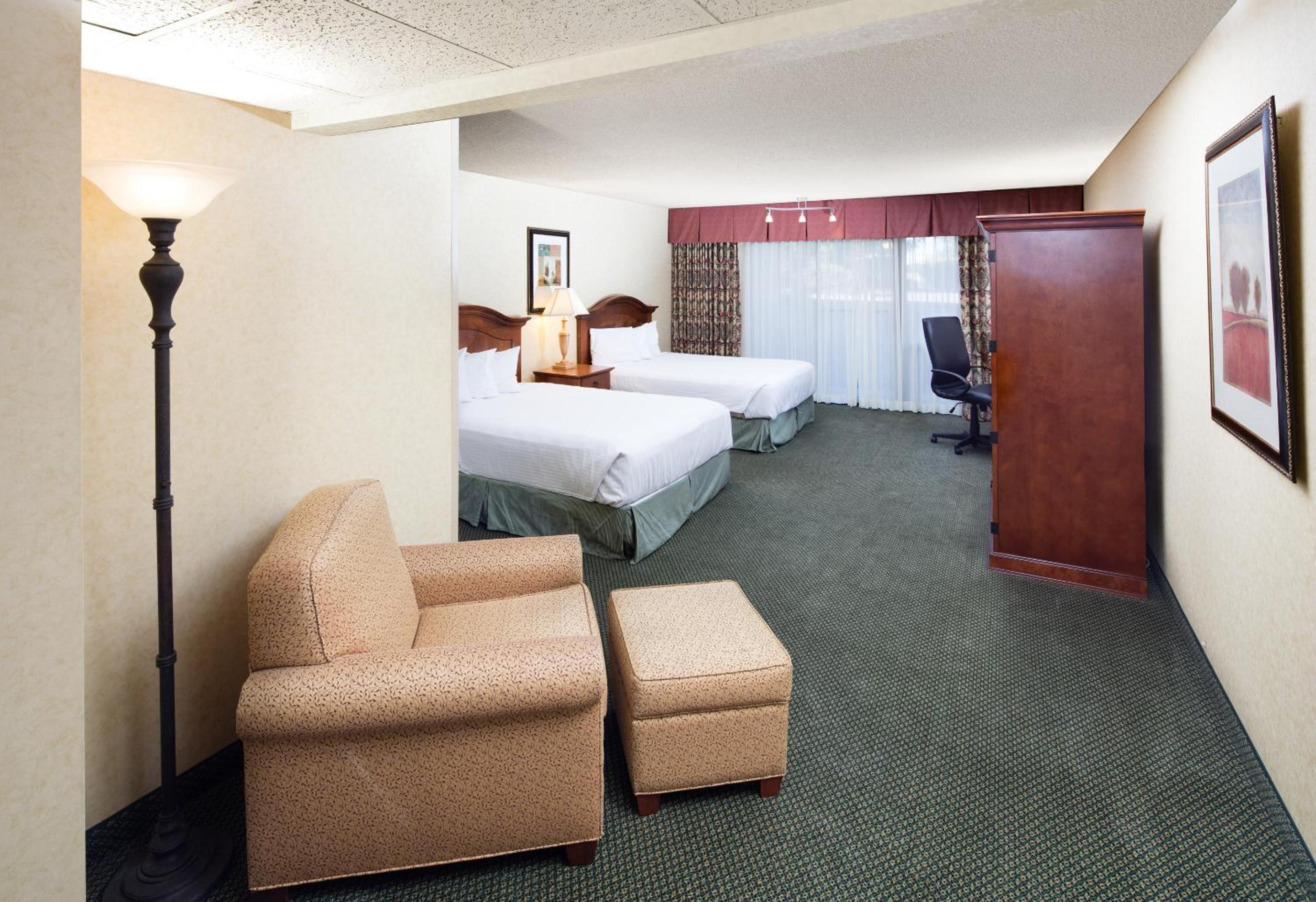 Pendleton Vacations - Red Lion Hotel Pendleton - Property Image 10