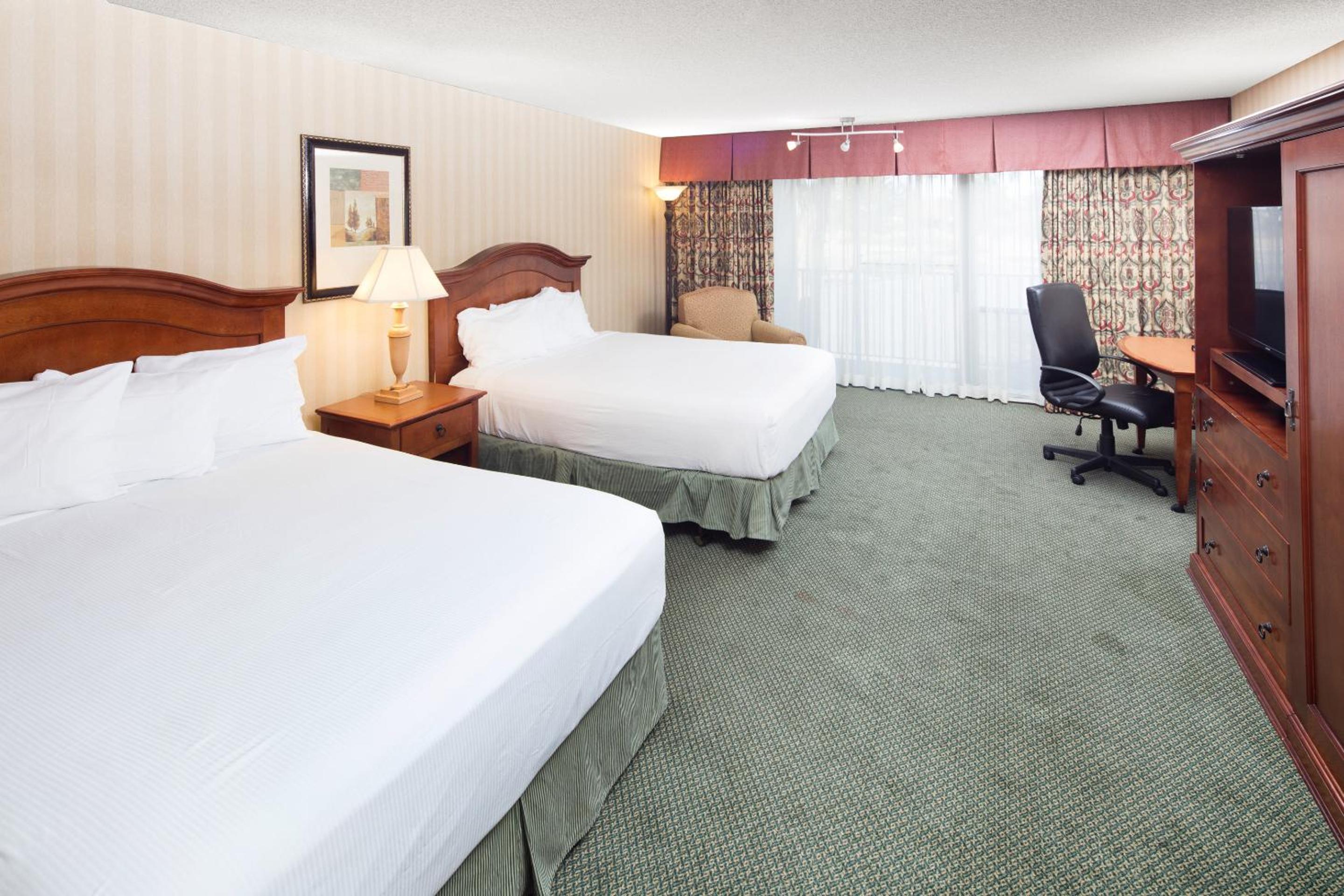 Pendleton Vacations - Red Lion Hotel Pendleton - Property Image 12