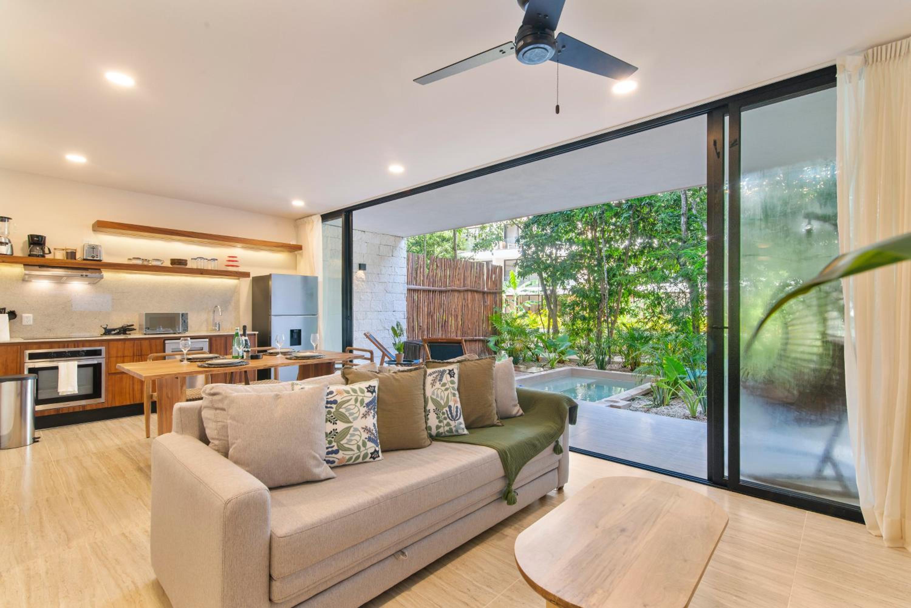Tropical 2 Bedroom | Private Balcony & Rooftop | Casago