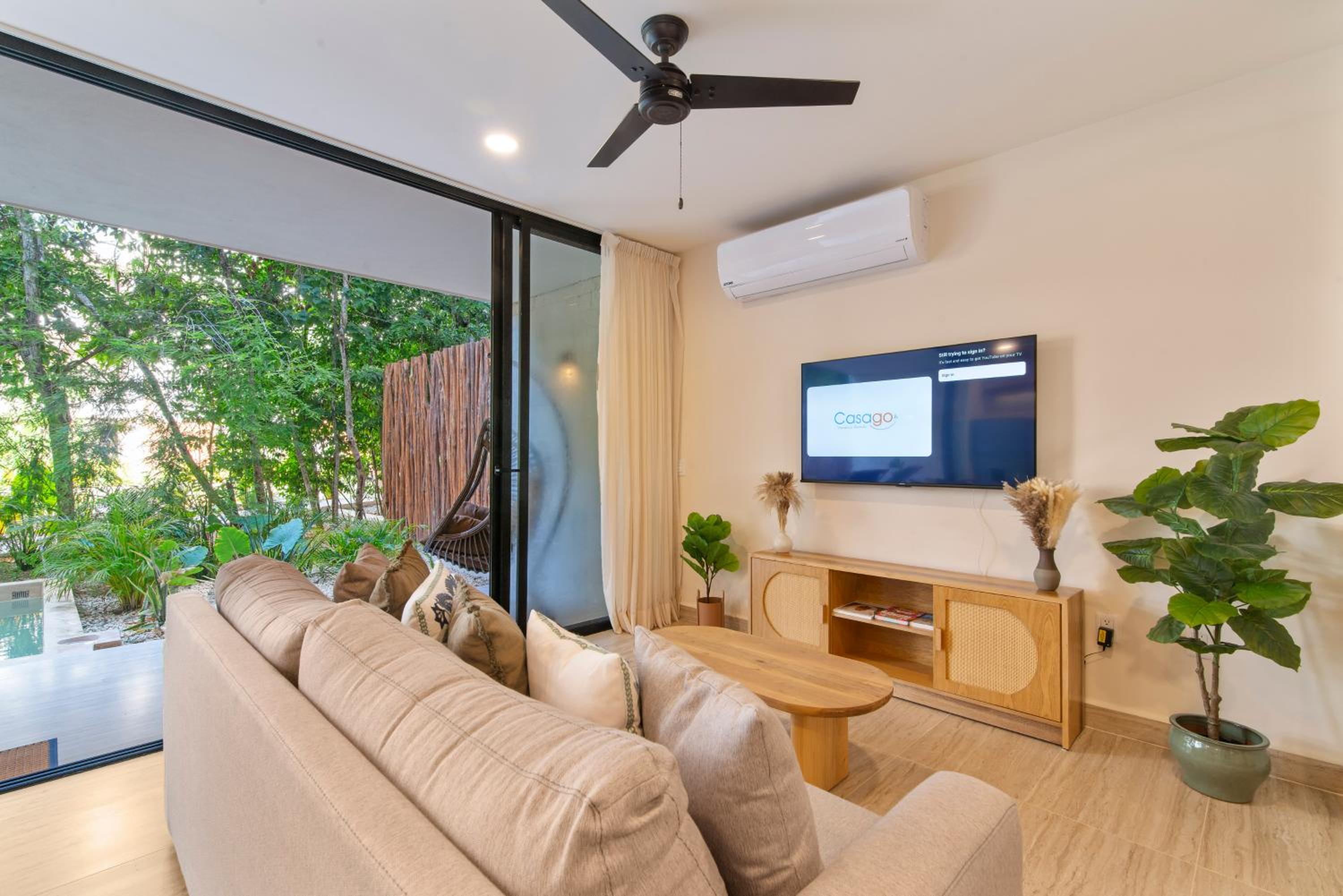 Tropical 2 Bedroom | Private Balcony & Rooftop | Casago
