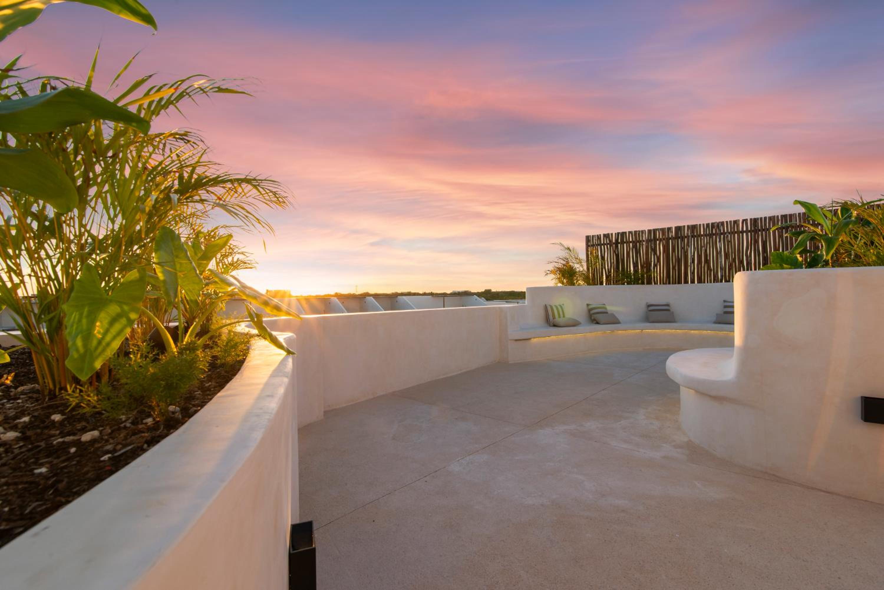 Tropical 2 Bedroom | Private Balcony & Rooftop | Casago