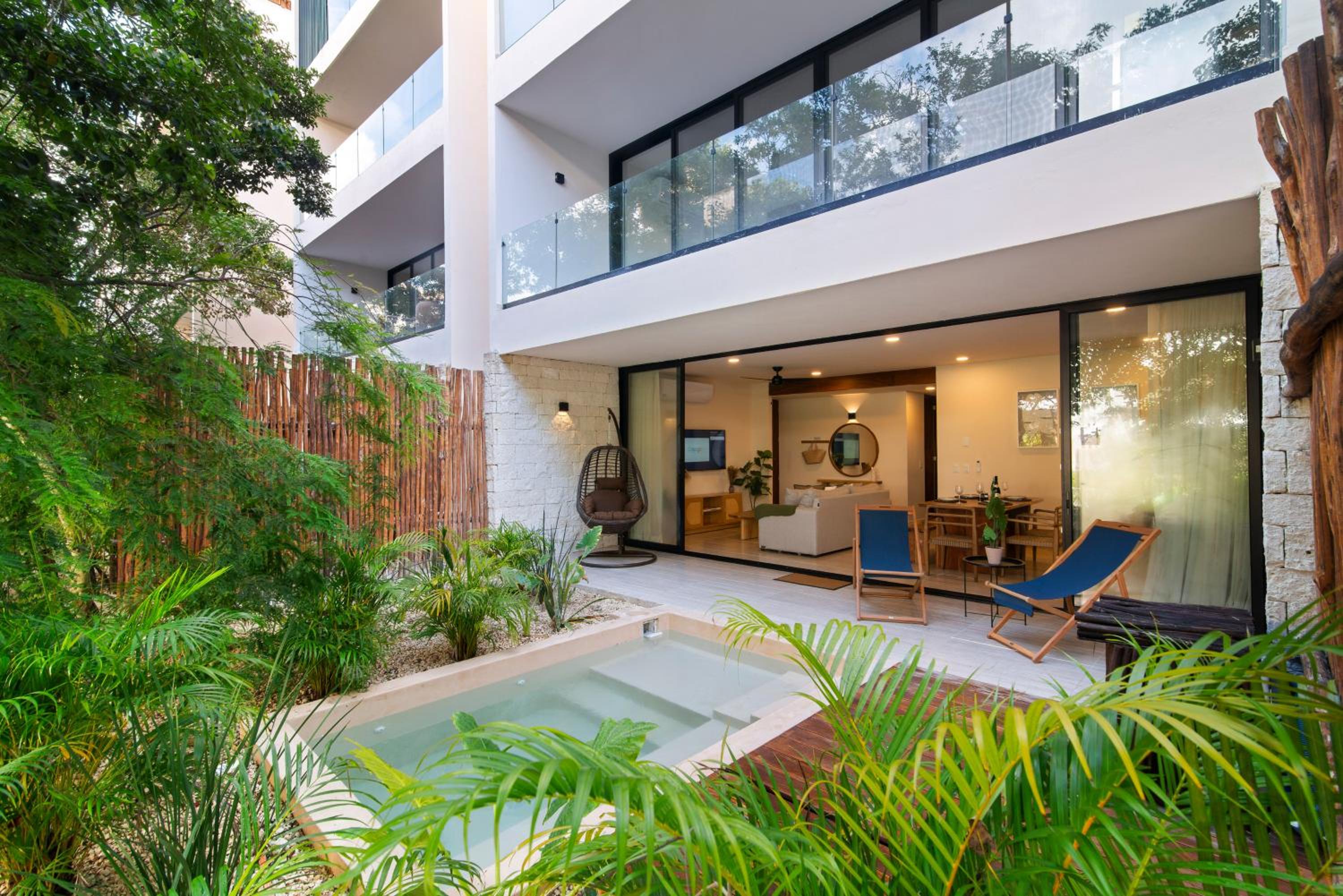 Tropical 2 Bedroom | Private Balcony & Rooftop | Casago