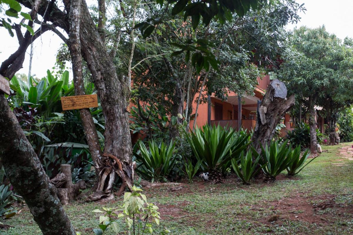 Tiô Isolda Artes & Hospedaria