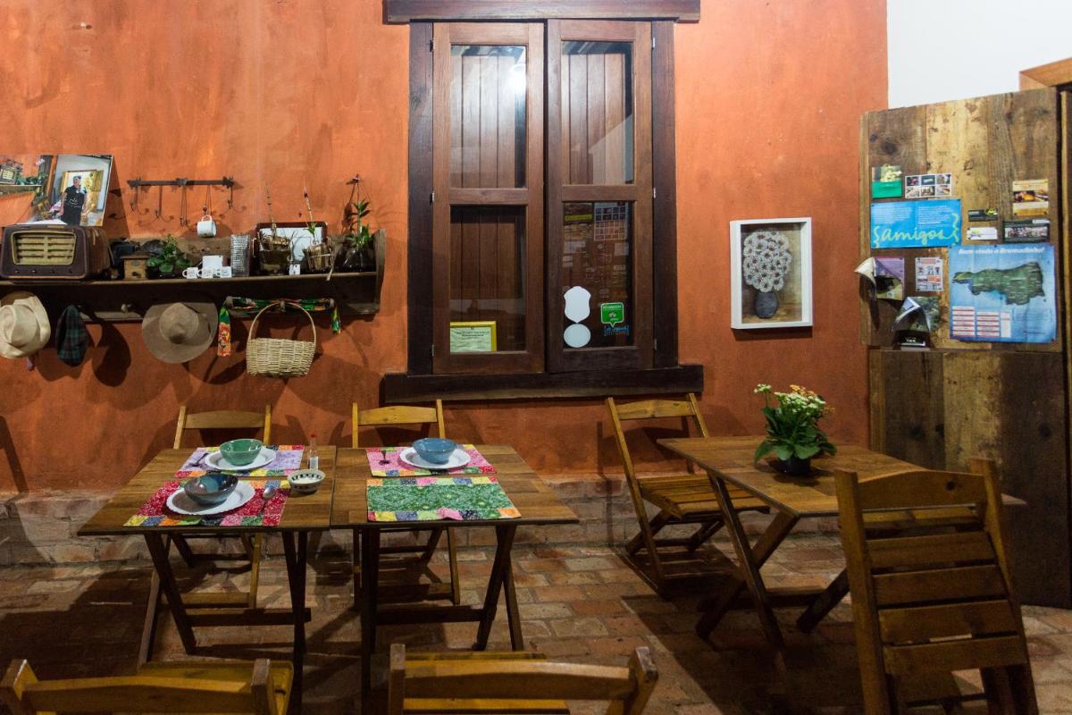 Tiô Isolda Artes & Hospedaria