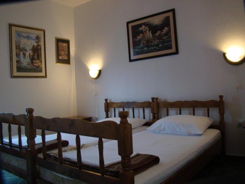 Apartments Svorcan