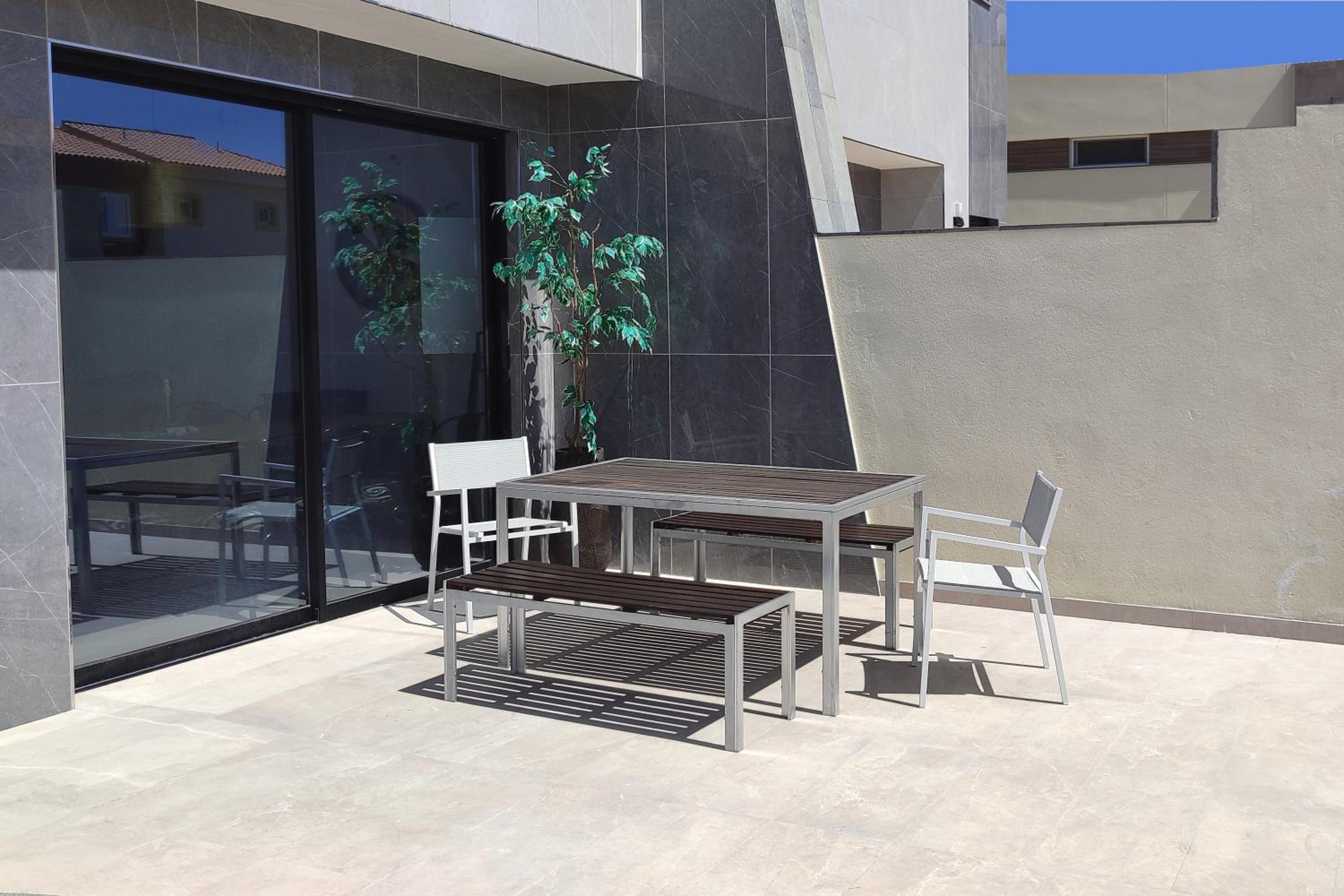 VillasRoyale Rex - no steps, easy access, heated pool & BBQ
