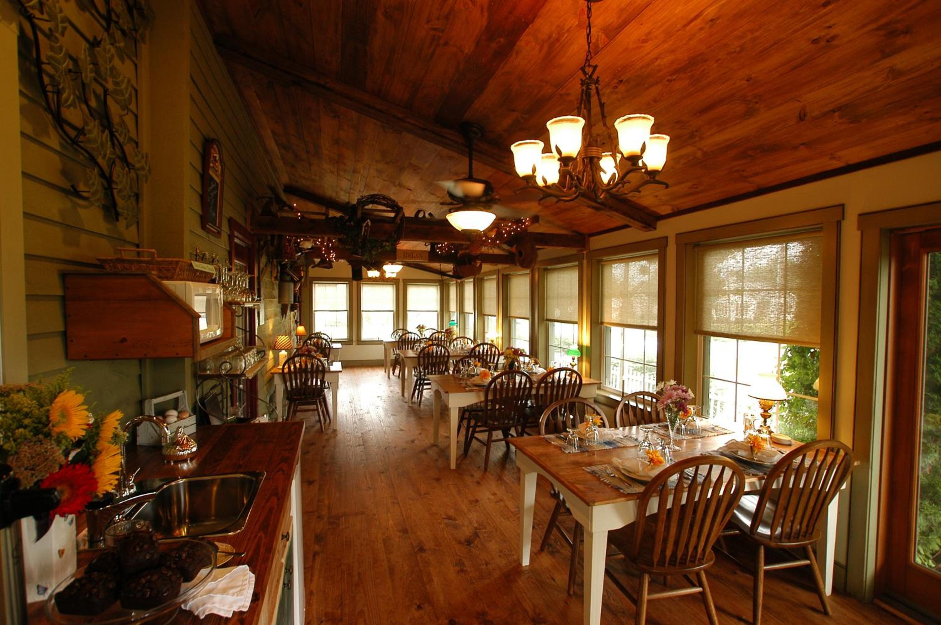 1825 Inn Bed and Breakfast, photo 22