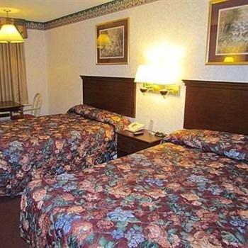 Eagle Inn Sumter view 4