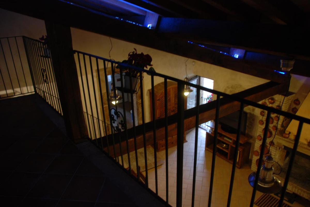 Photo 48
