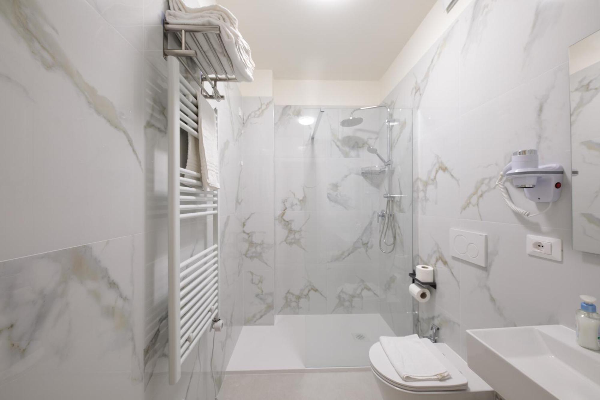 M9 Rest House Venice